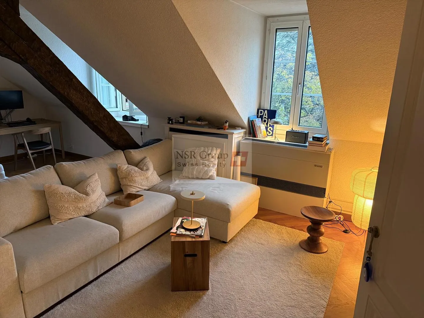 Charmant 2,5 pièces rénové au coeur de la vieille ville - Photo 2 sur 5