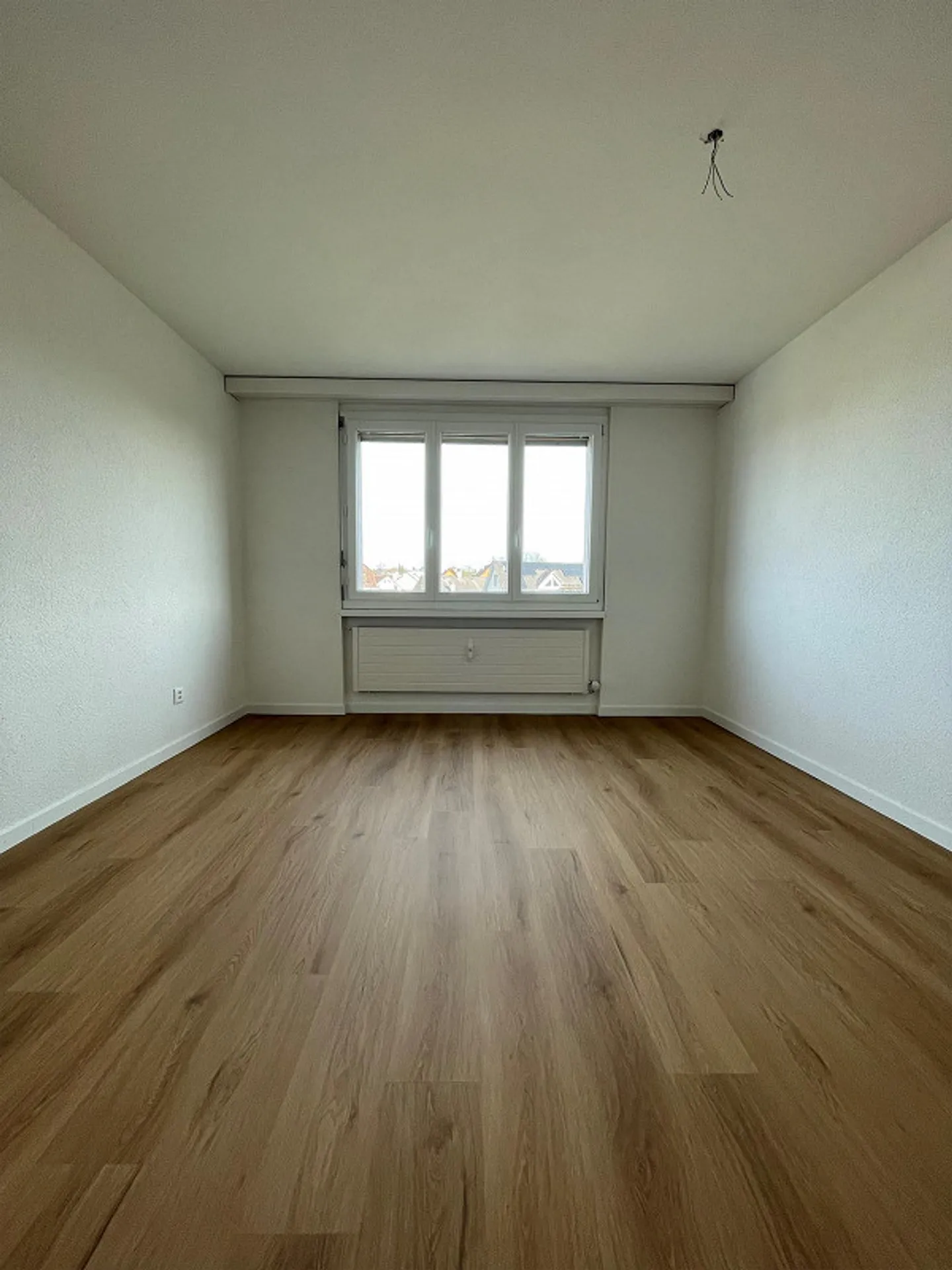 Modern 4.5 room apartment with unique living room - Photo 6 of 9