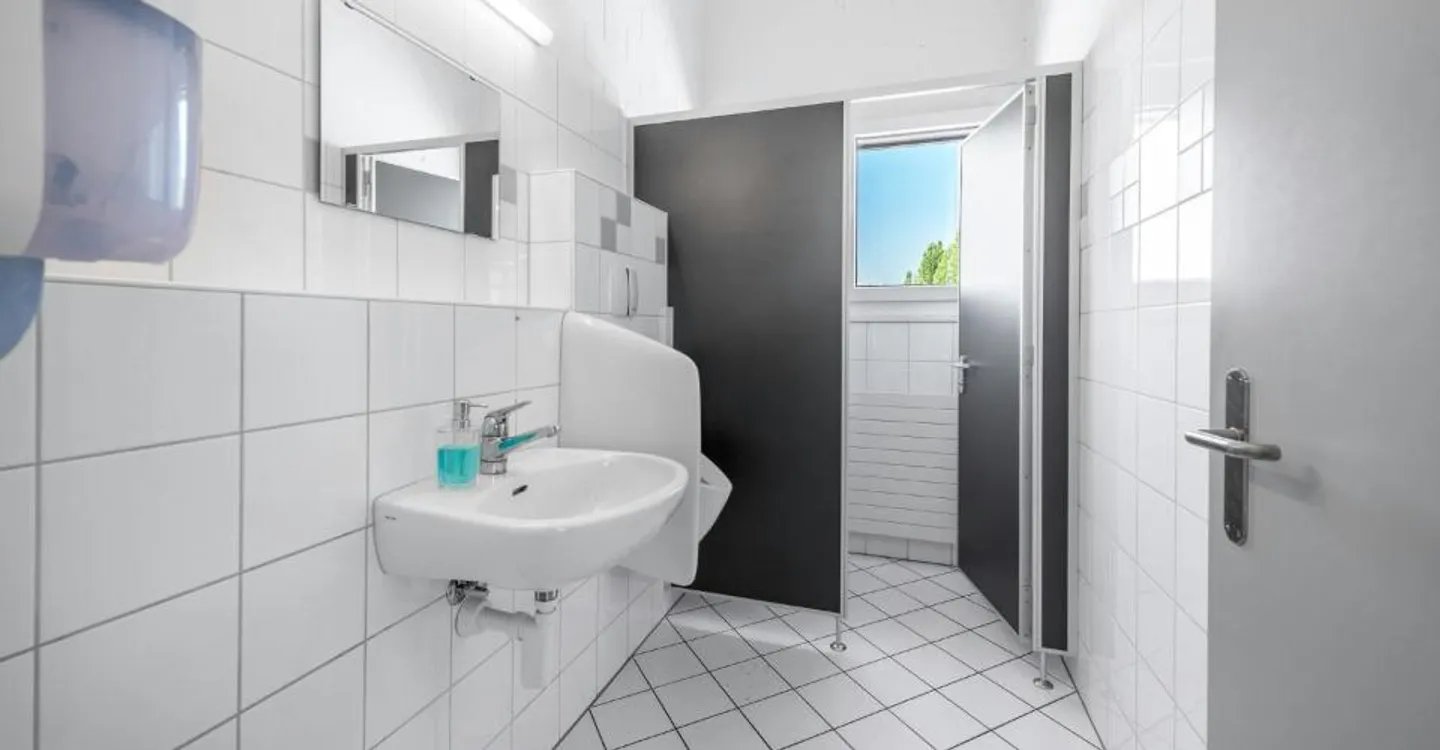 Bureau ou espace commercial à partir de 350 m² dans la zone Althard - Photo 5 sur 5