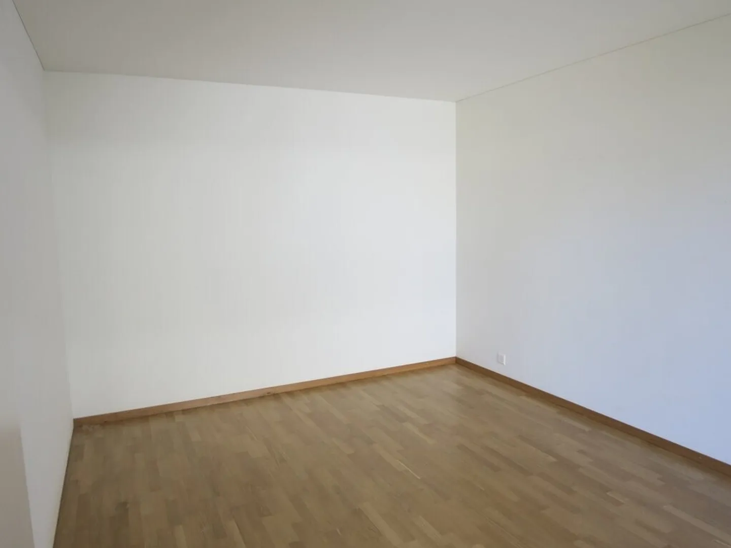 Moderne Stadtwohnung im Zentrum von Biel - Foto 3 von 8