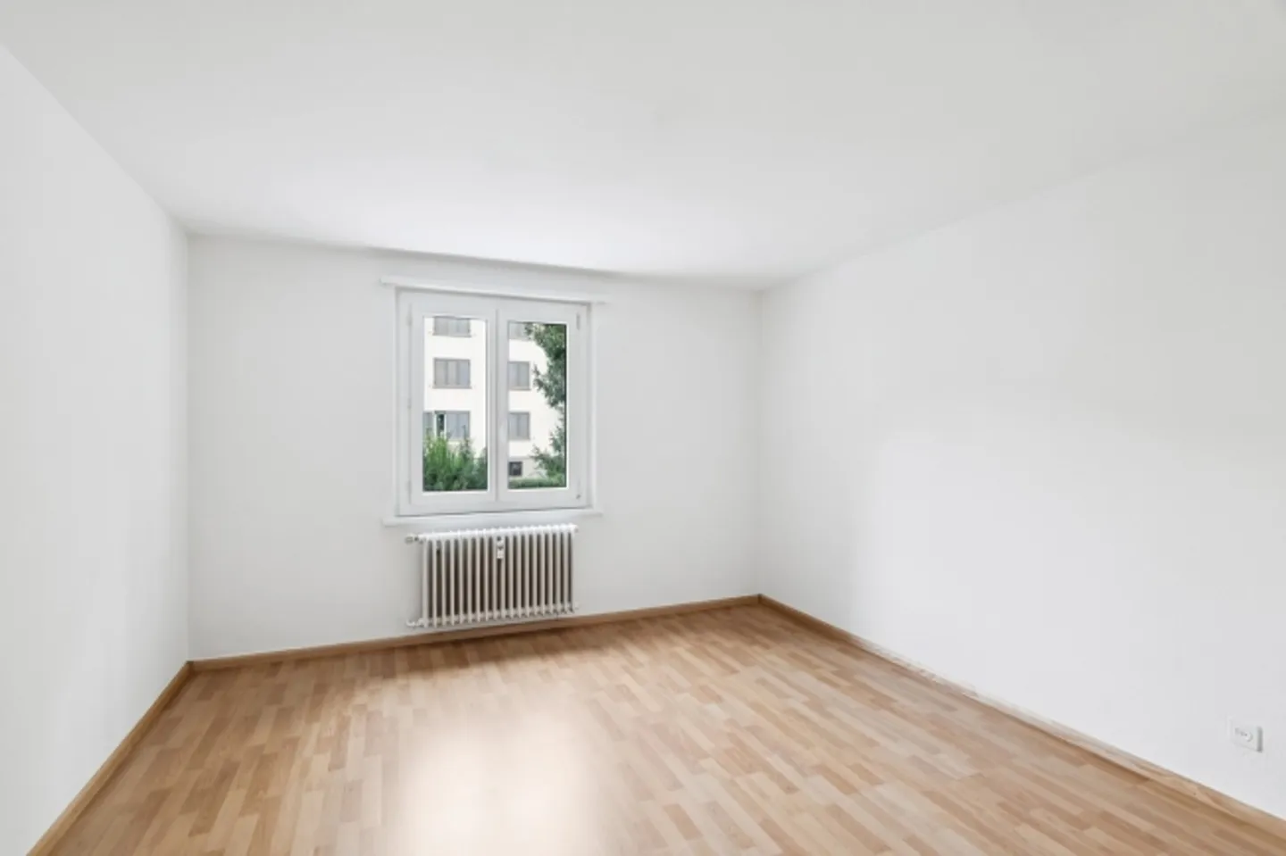 Appartamento 2 camere in posizione tranquilla a Grenchen in affitto - Foto 2 di 7