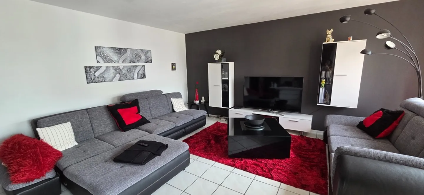 Apartment for rent - Photo 1 of 8