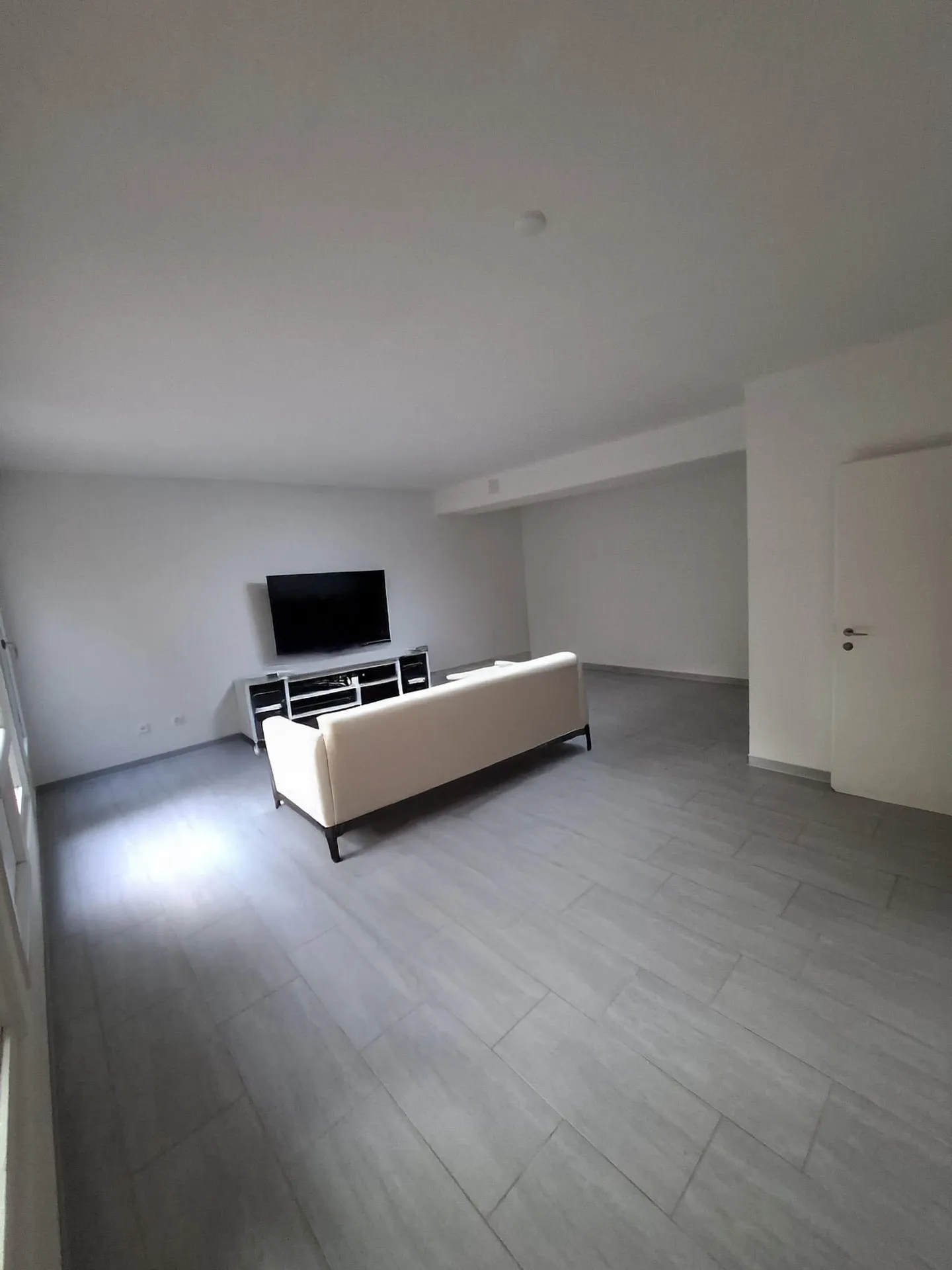 Appartement à louer - Photo 2 sur 7