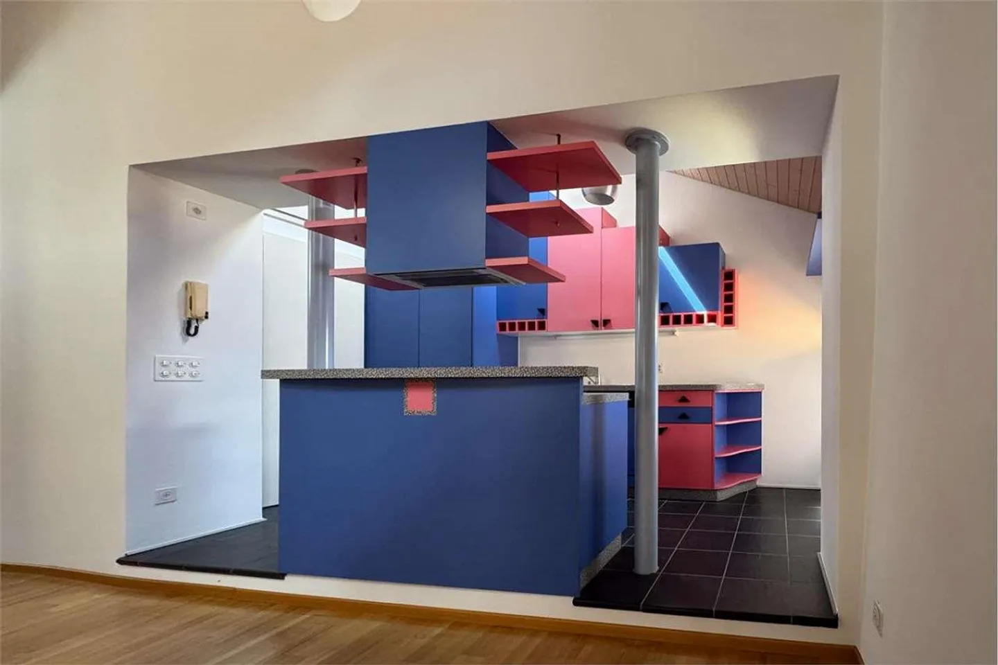 Duplex affascinante nel cuore del centro di Melide - Foto 4 di 11