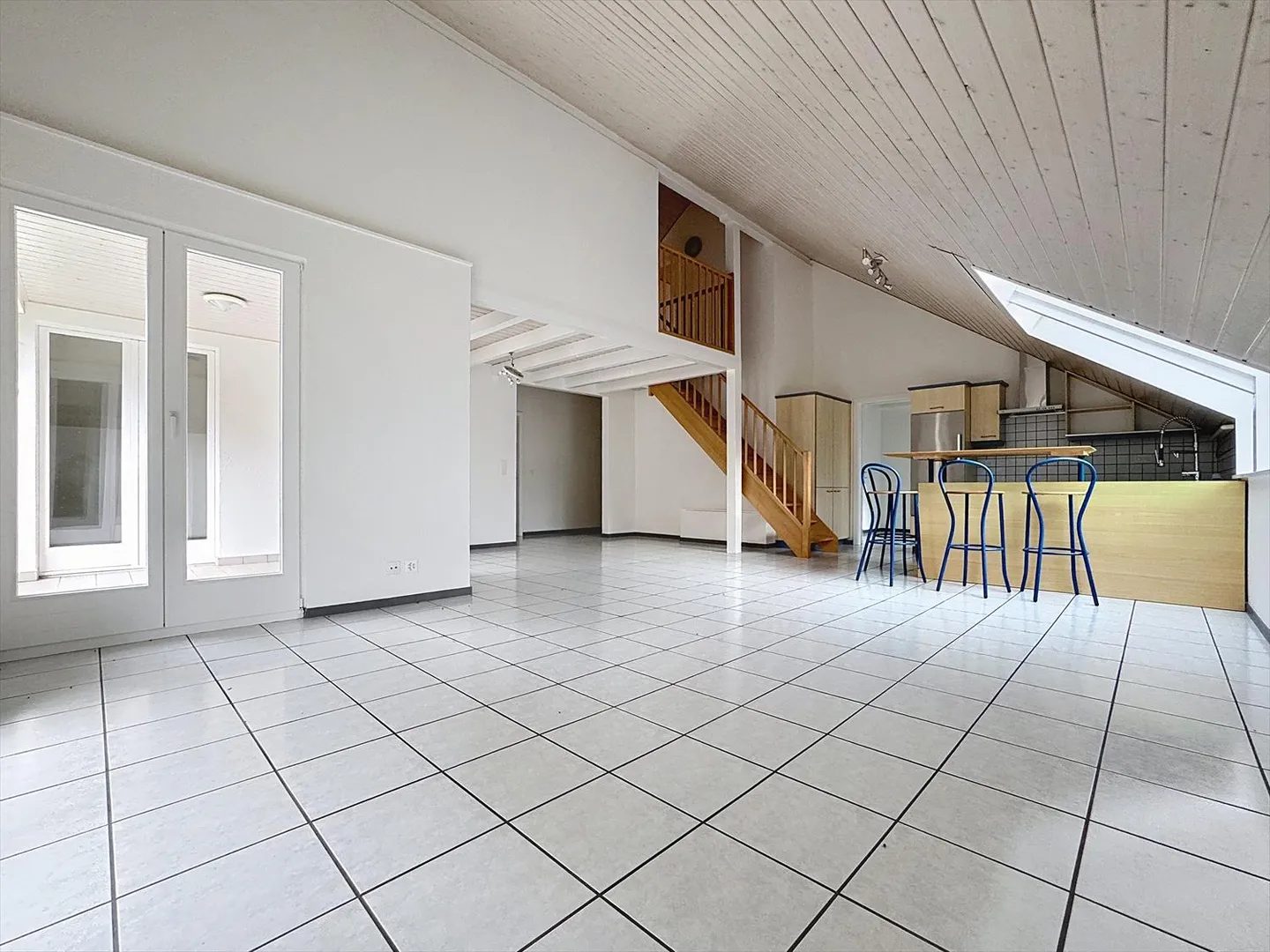 Appartamento 6.5 stanze - Foto 1 di 13