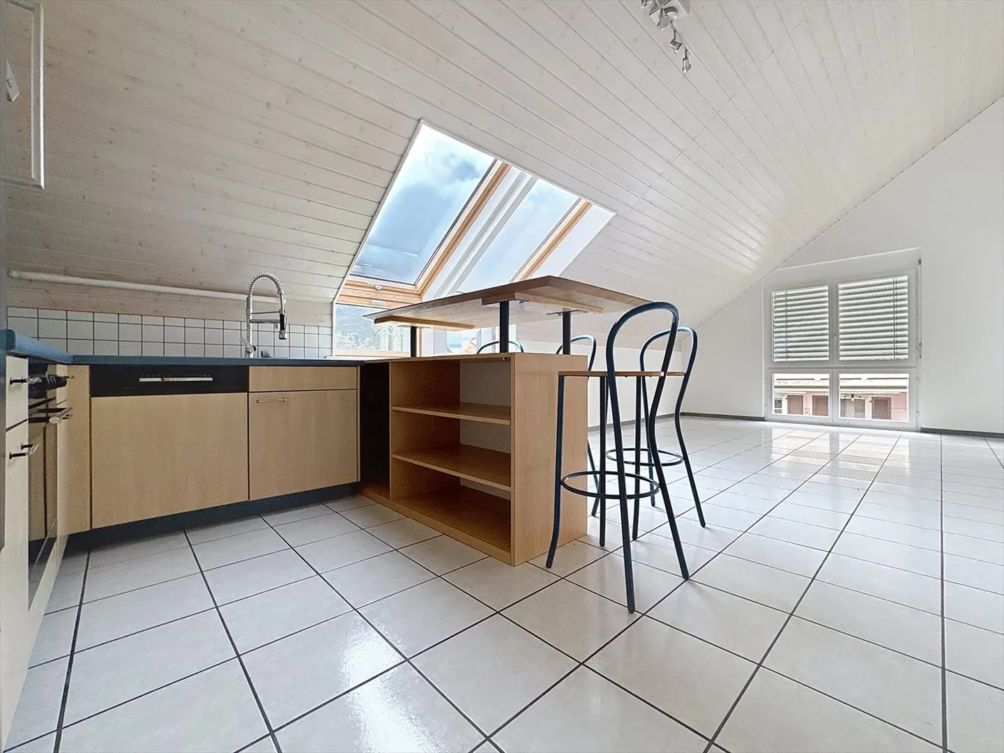 Appartamento 6.5 stanze - Foto 2 di 13