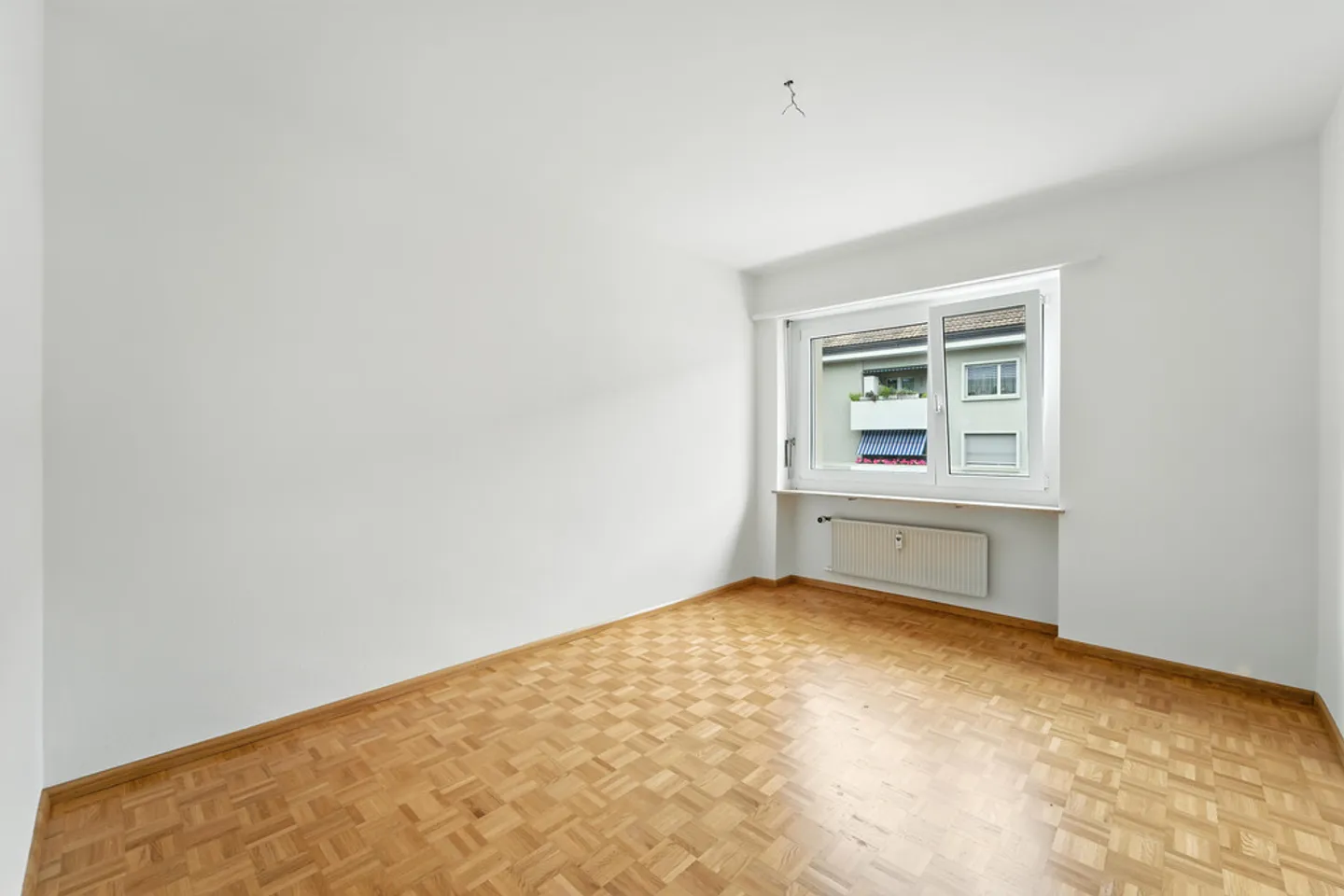 RUHIGE 2-ZIMMERWOHNUNG IN BEVORZUGTER LAGE VON RIEHEN - Foto 5 von 5