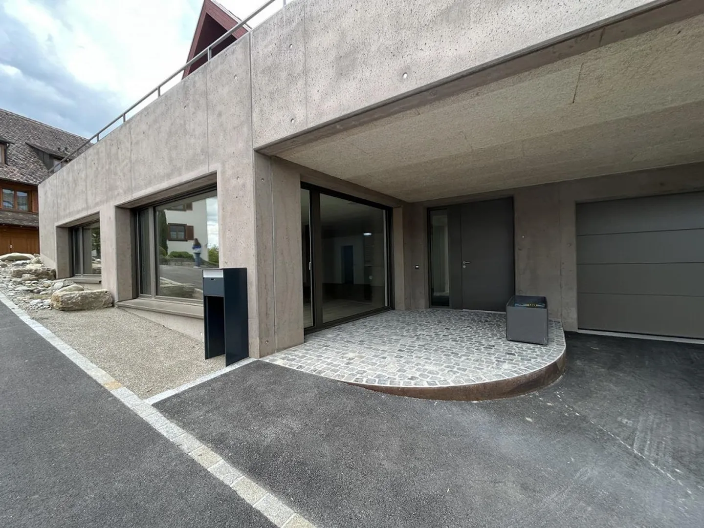 Atelier/Bureau Cool à Louer à Stetten - Photo 3 sur 11
