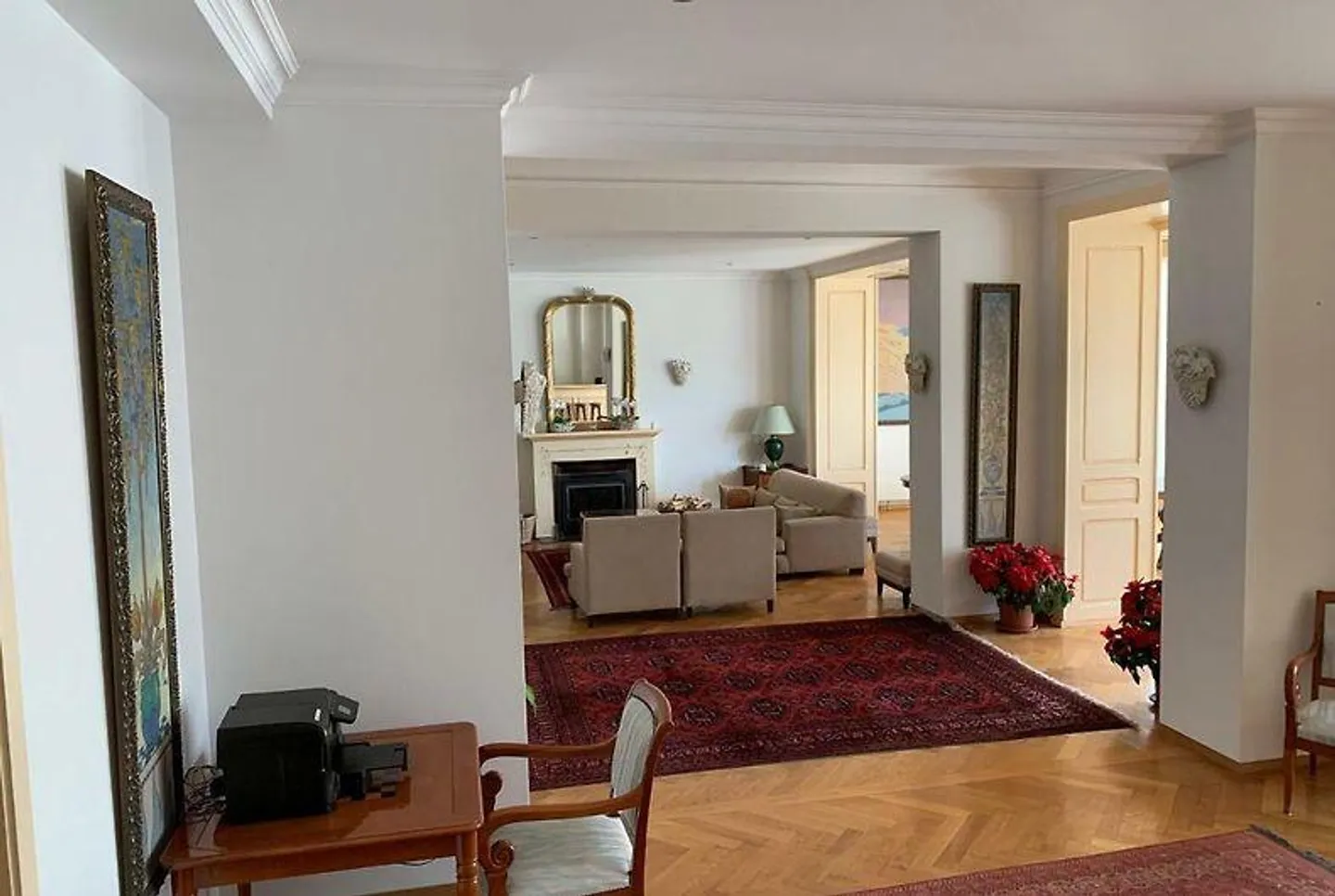 Stunning Apartment with Alpine Views - Photo 15 of 19