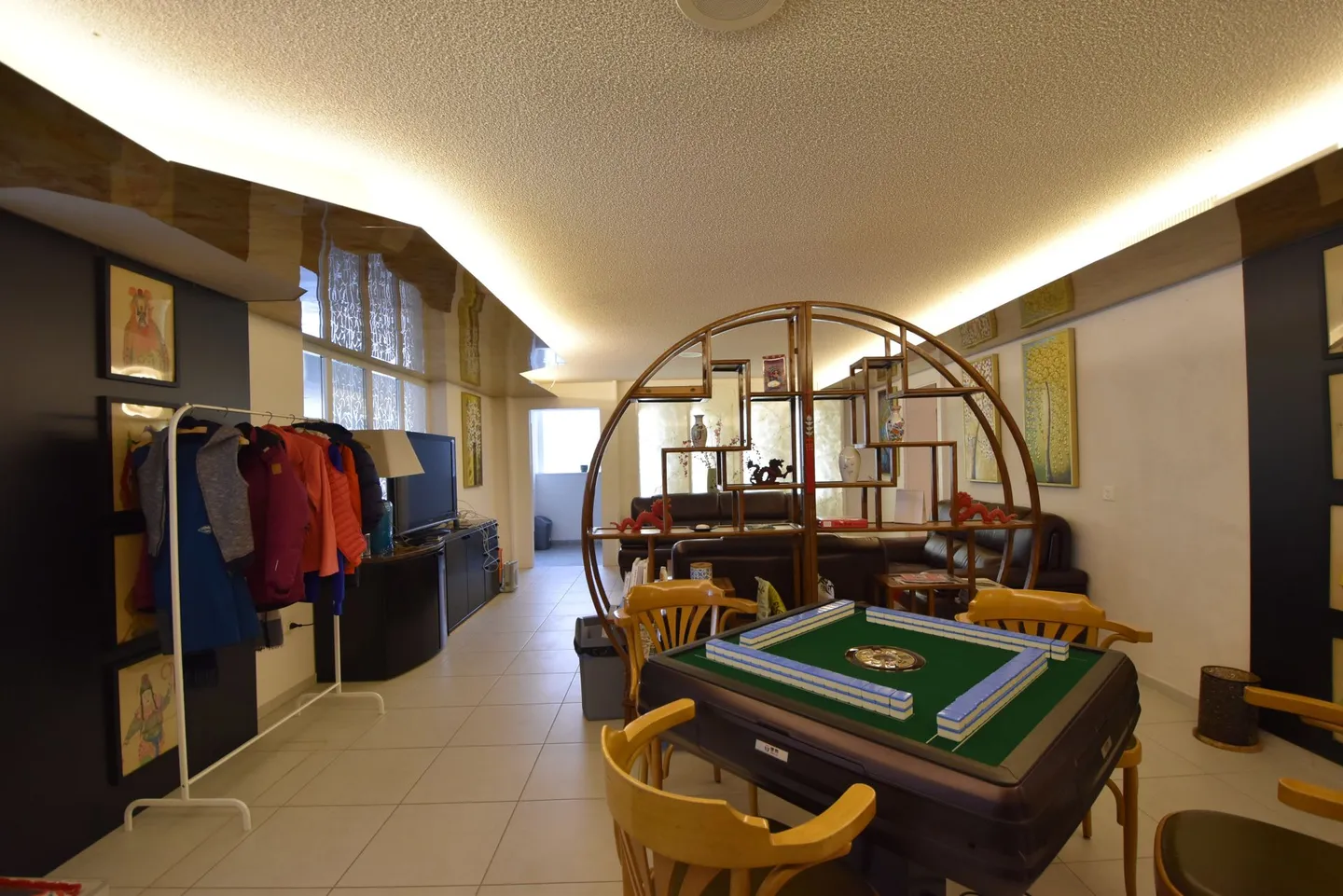 Ampie strutture commerciali a Leukerbad - Foto 1 di 14