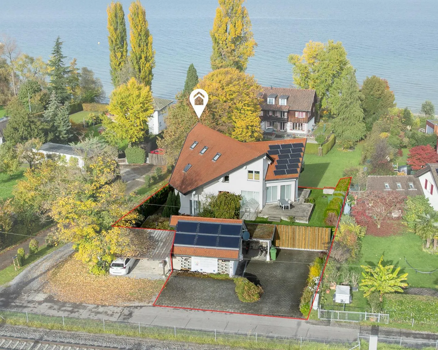 Bientôt en vente / Maison de 13 pièces (à 60 m du lac) - Photo 1 sur 1