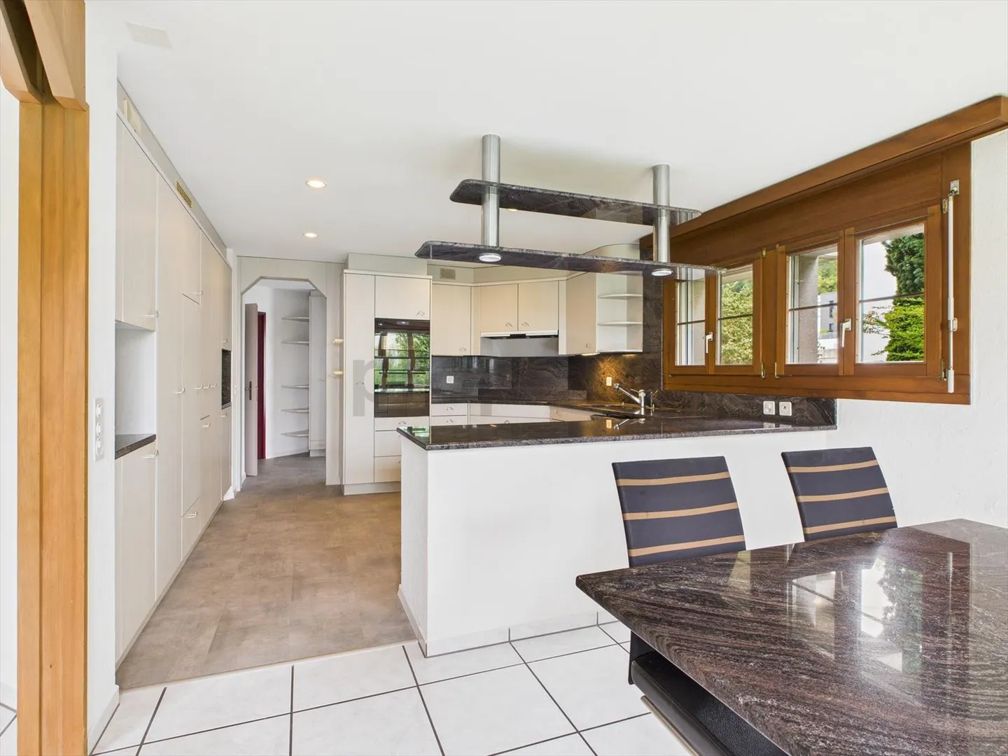 5.5-Room Single-Family House in Knonau - Modern Living with Garden Idyl - Photo 4 of 13