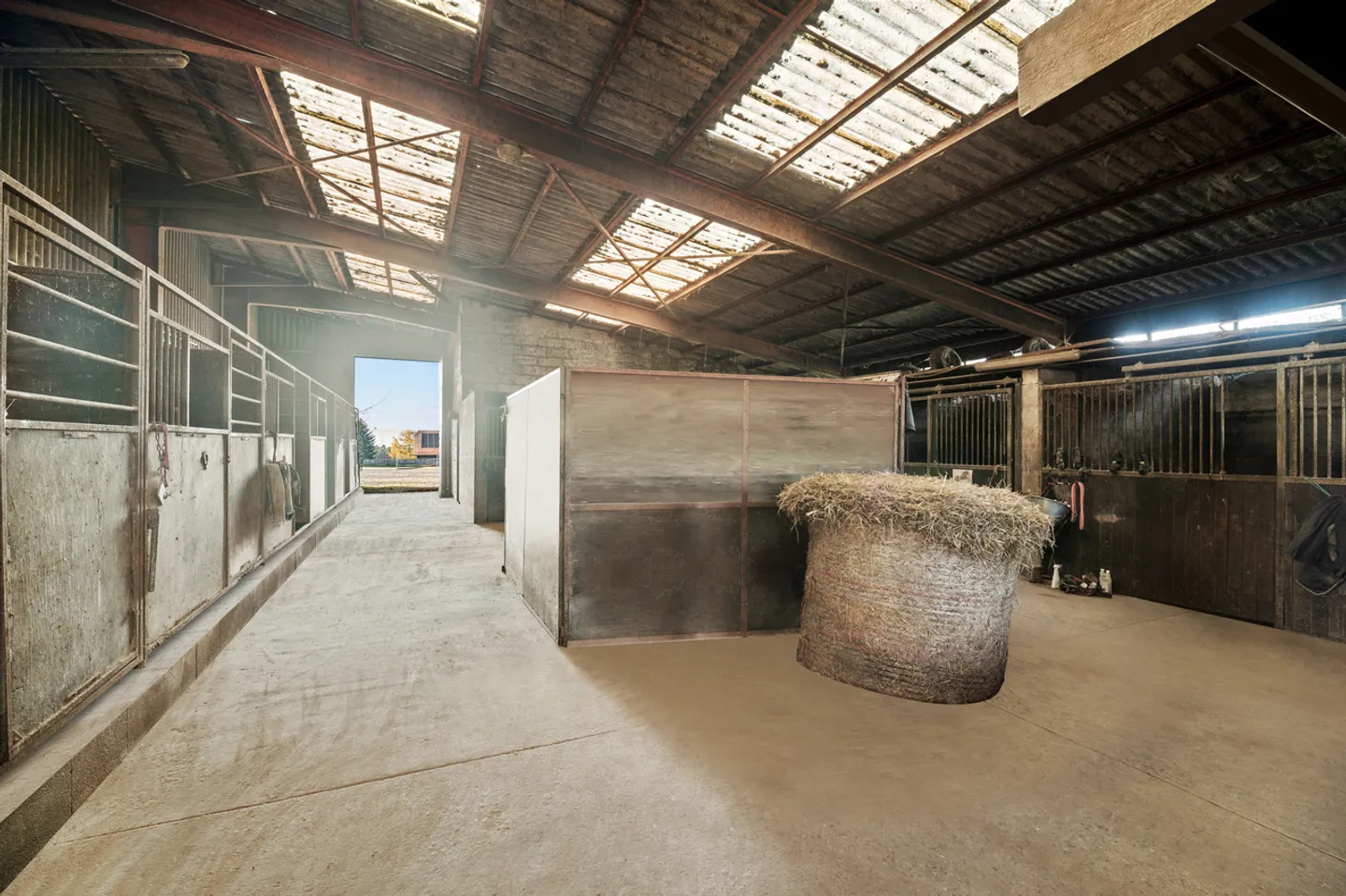 Rare equestrian property with high potential near Lausanne - Photo 11 of 15