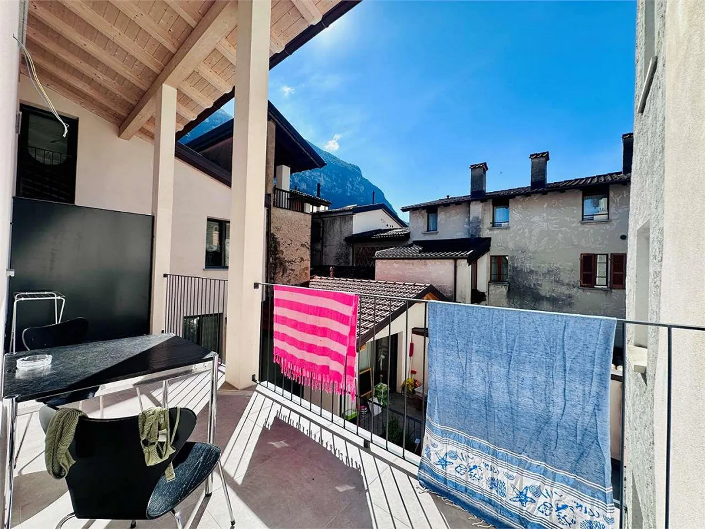 Riva S. Vitale ...two steps from the lake, modern 3.5-room duplex for sale - Photo 5 of 13