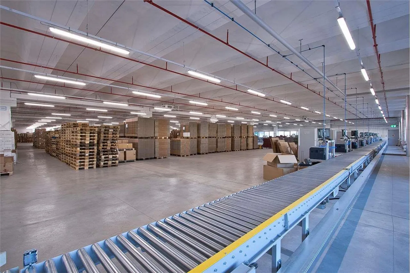 Aree logistiche e produttive di 19'000 m² - Foto 4 di 13