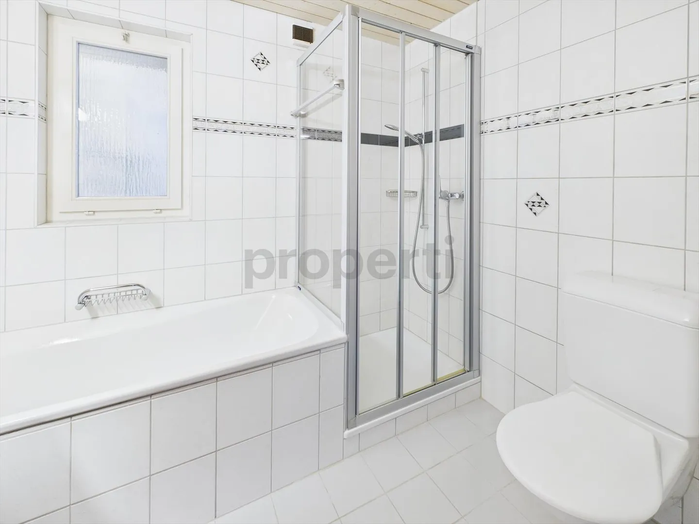 Appartement spacieux de 4,5 pièces au cœur de Langnau dans l'Emmental - Photo 10 sur 12
