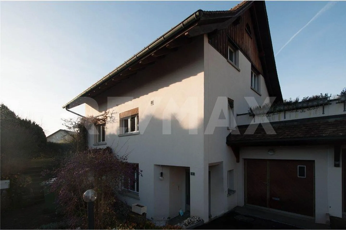 Casa unifamiliare in una posizione privilegiata - Foto 3 di 13