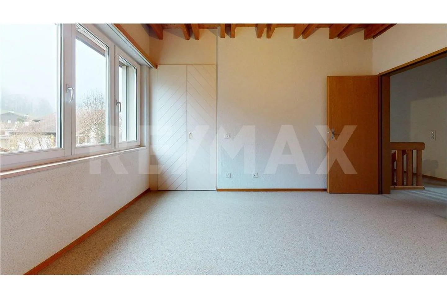 Casa unifamiliare in una posizione privilegiata - Foto 8 di 13