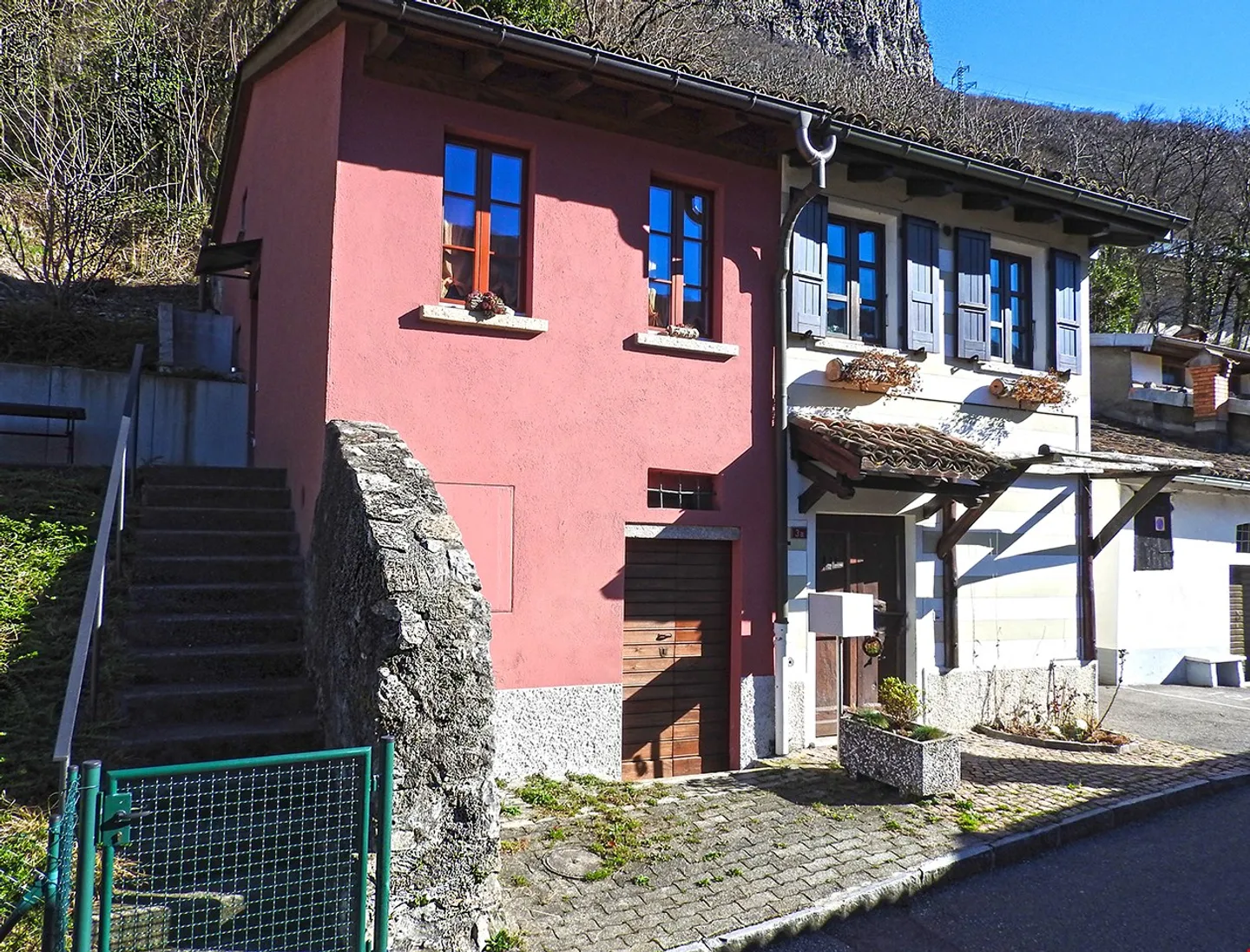 Cave à vin historique du Tessin avec appartement rénové et jardin - Photo 5 sur 15