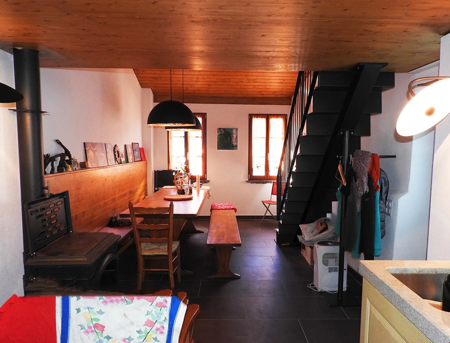 Cave à vin historique du Tessin avec appartement rénové et jardin - Photo 13 sur 15