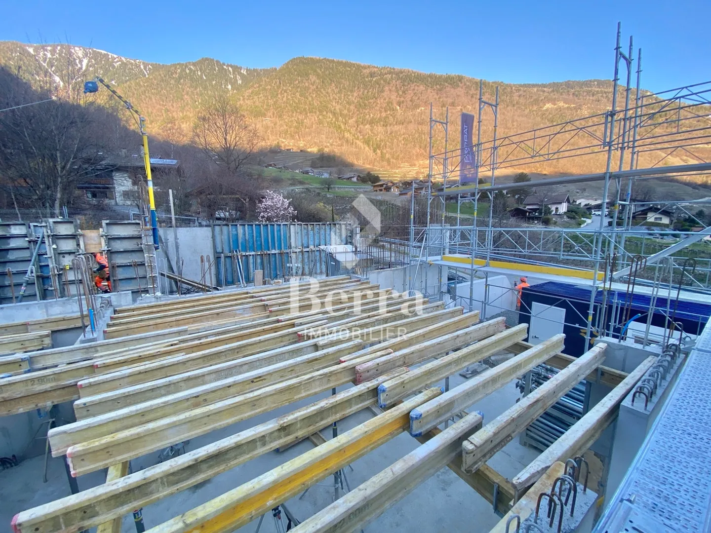 Doppelhaushälfte mit 4,5 Zimmern und atemberaubender Aussicht - Foto 9 von 18