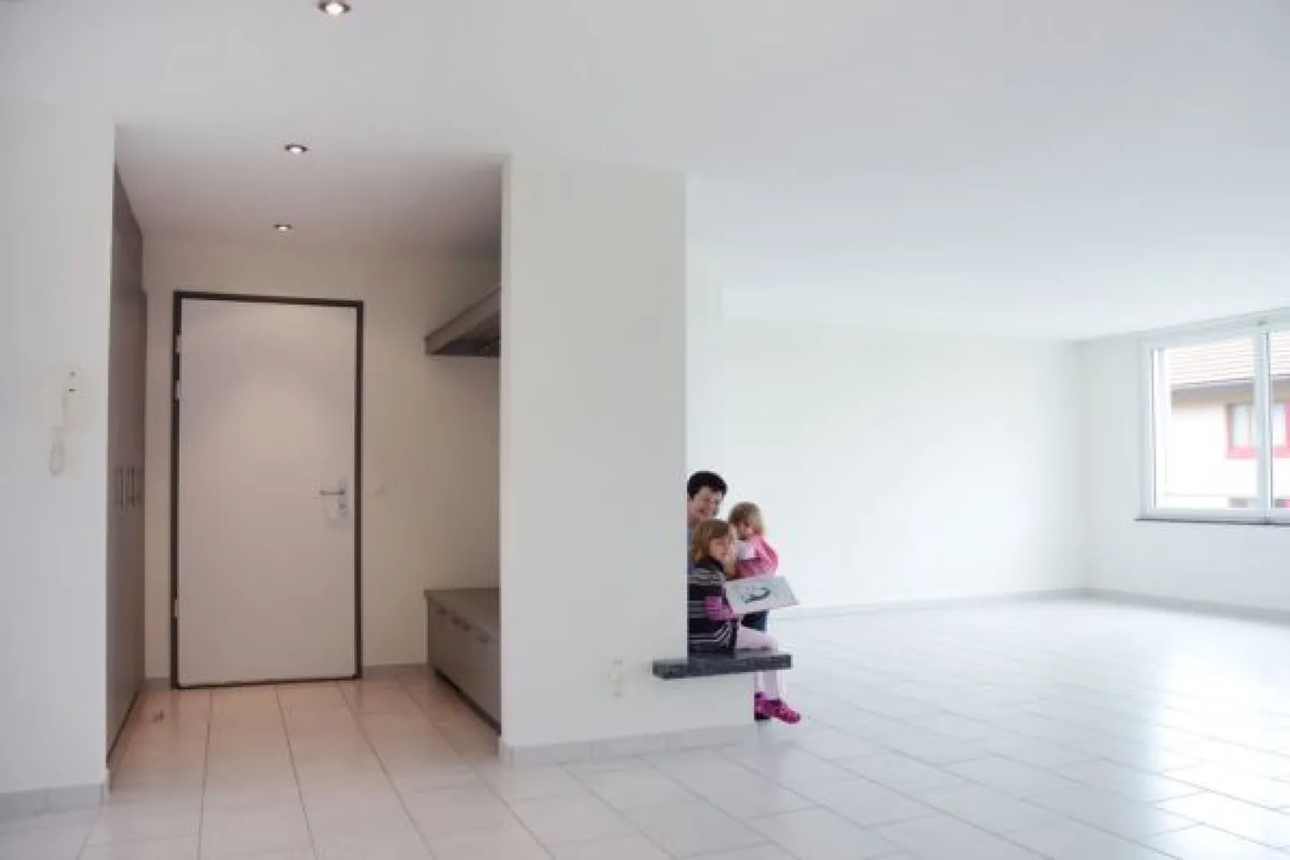 Appartement exclusif de 5 1/2 pièces au 1er étage avec vue panoramique dans un emplacement de premier ordre et calme - Photo 5 sur 13