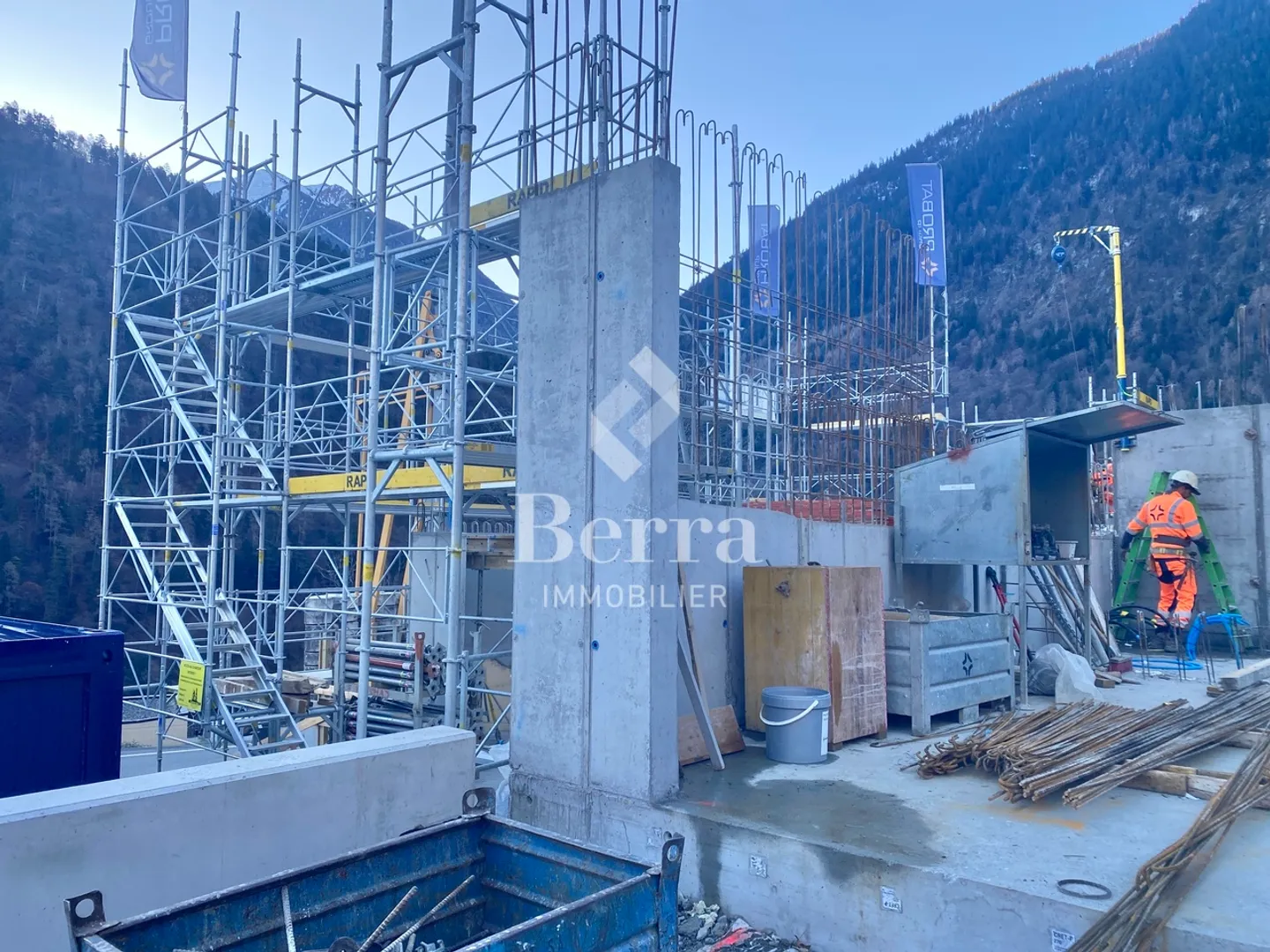 Doppelhaushälfte mit 4,5 Zimmern und atemberaubender Aussicht - Foto 15 von 18