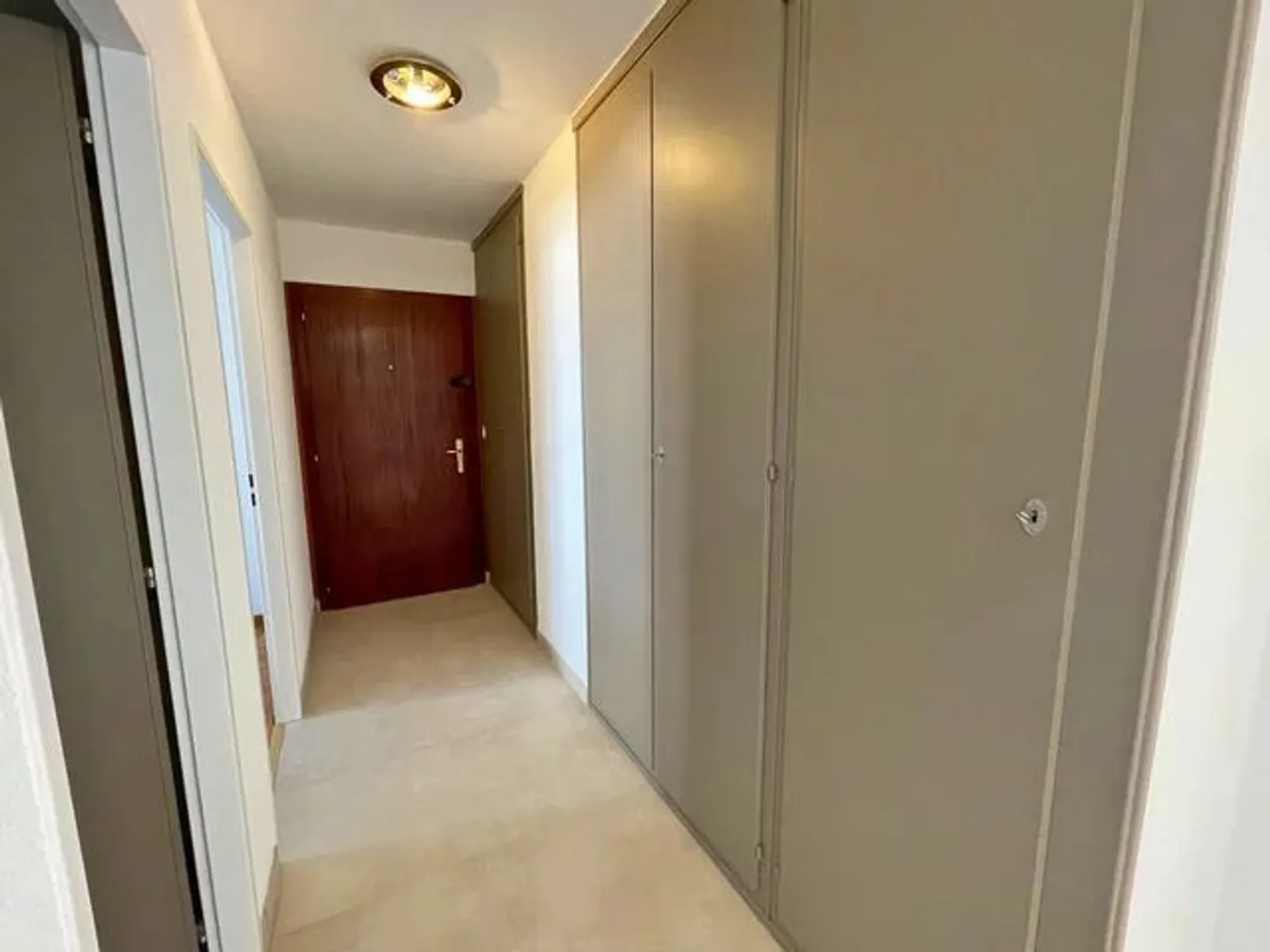 Bellissimo appartamento di 4.5 locali al 3° piano con balcone - Foto 6 di 13