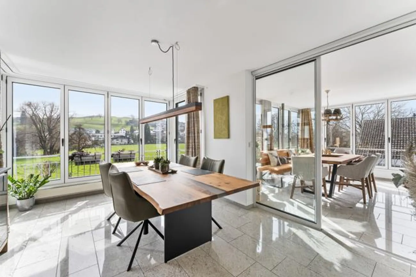 Close to the lake in a quiet location - Photo 9 of 16