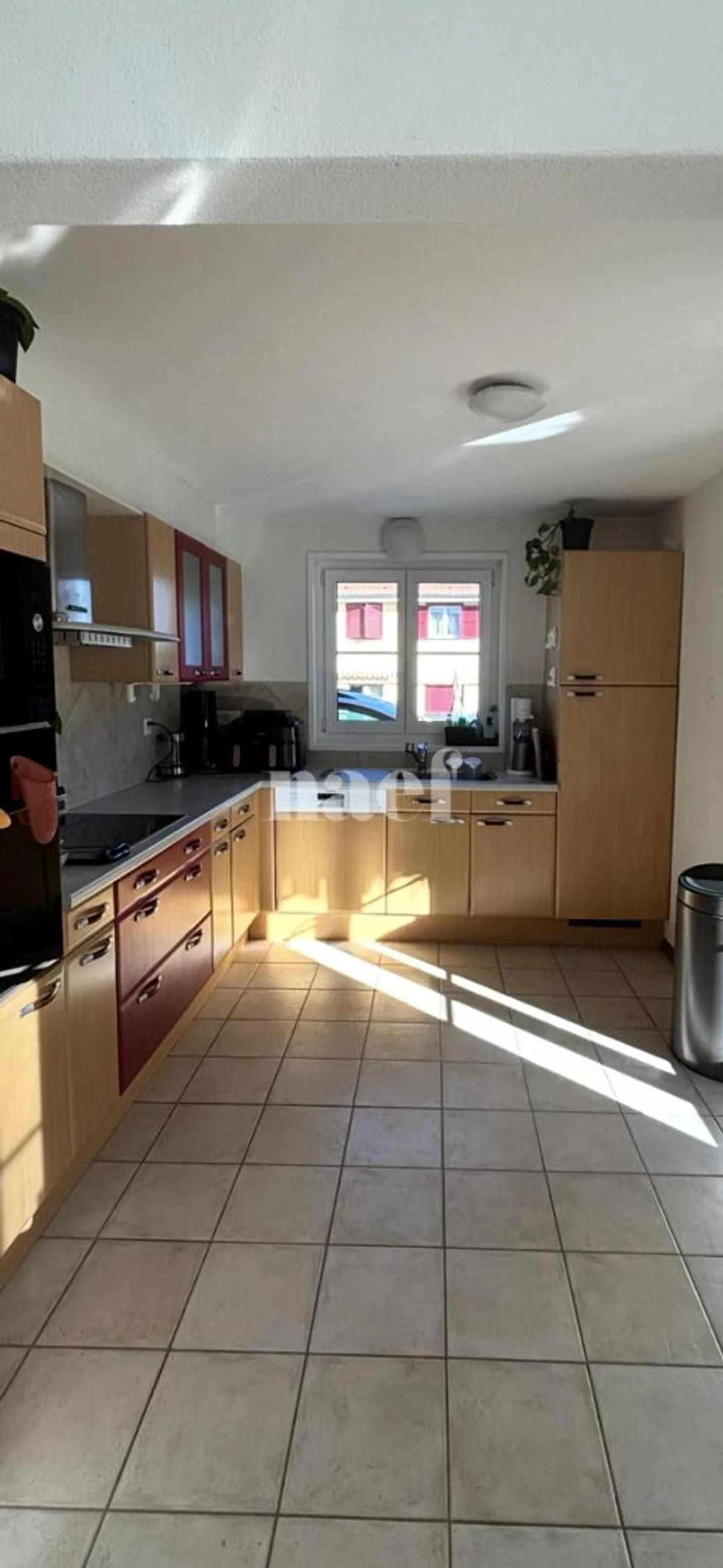 Belle maison jumelée de 5 pièces avec terrasse et jardin - Photo 2 sur 7