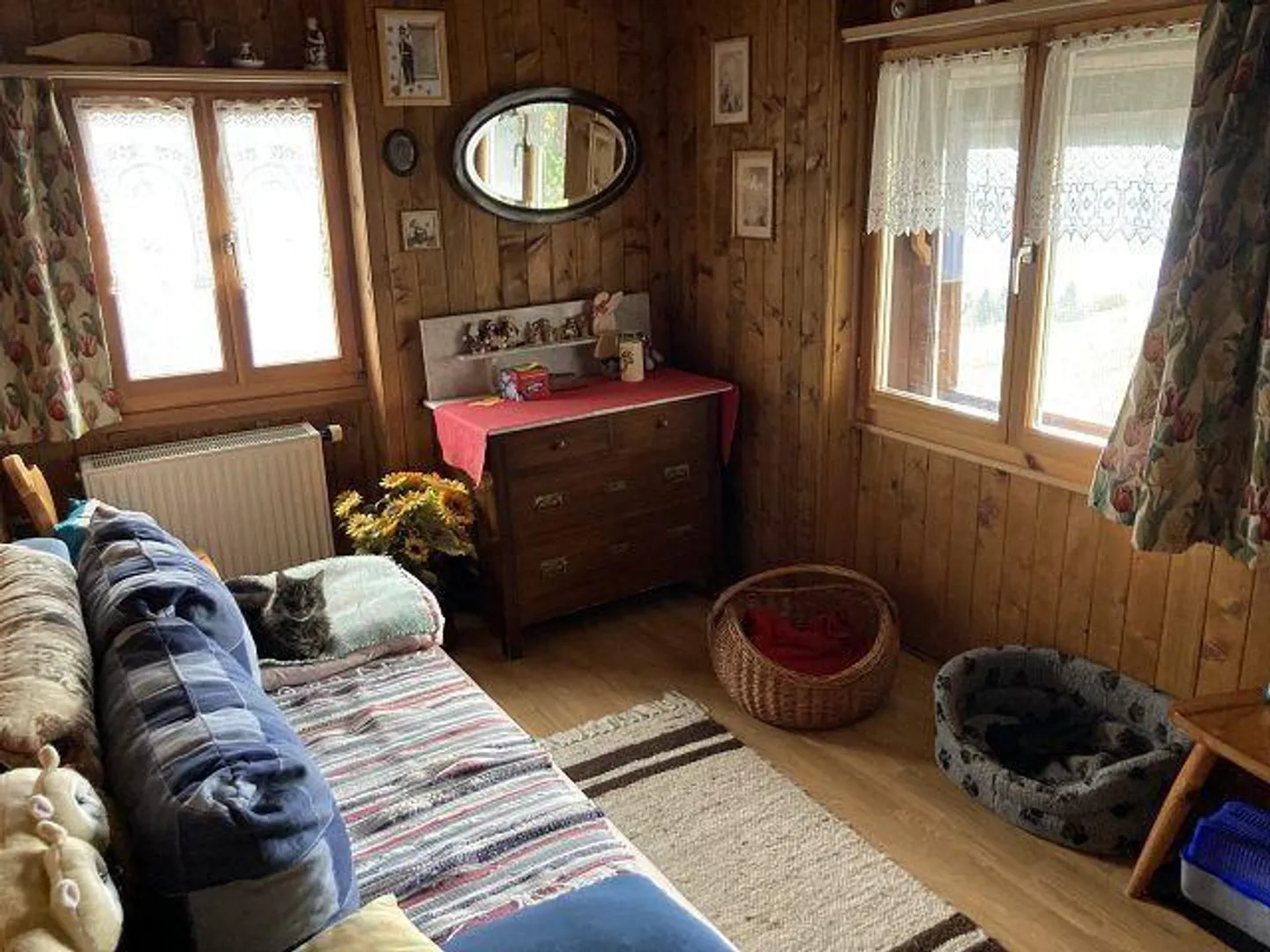 rustico di 3 locali con cortile e bellissima vista - Foto 8 di 17