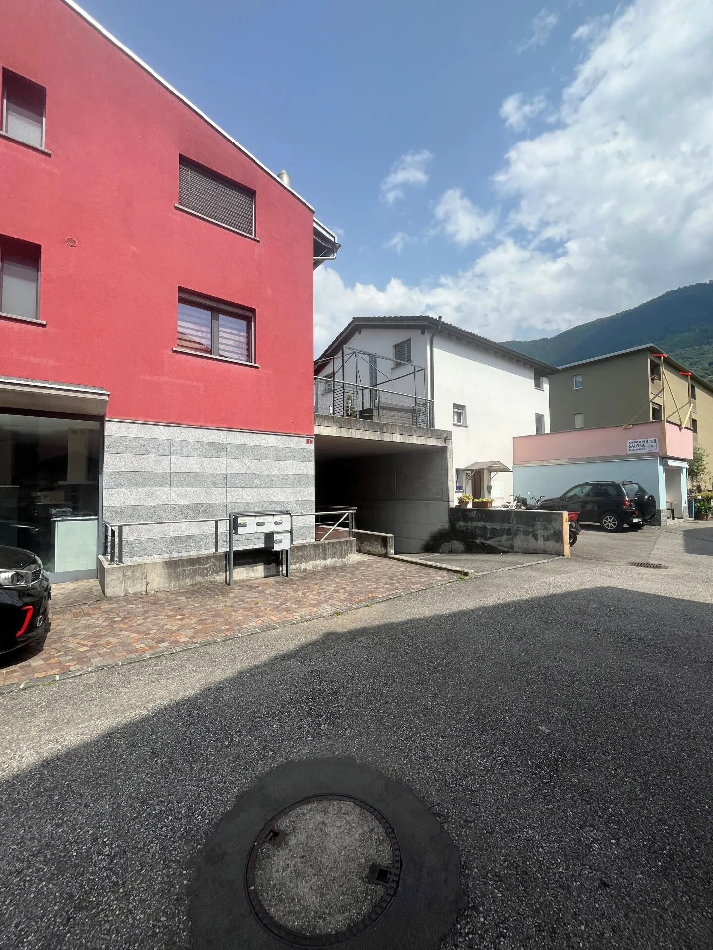 Edificio commerciale/residenziale Sant'Antonino - Foto 3 di 4