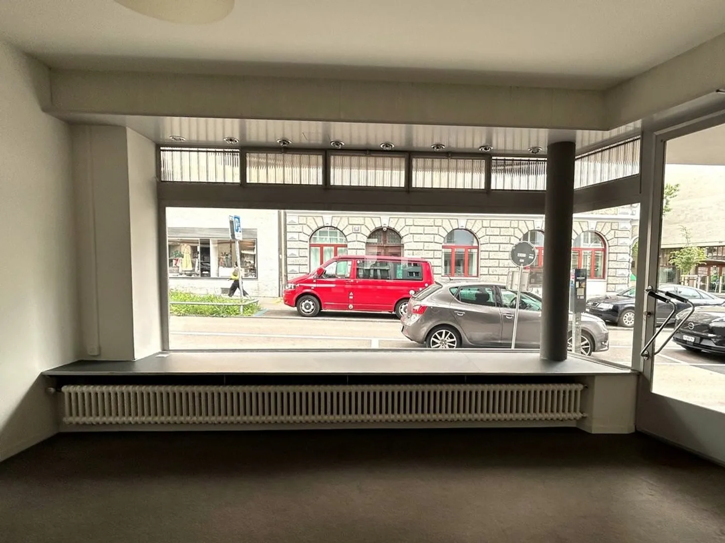 Vielseitiger Gewerberaum in Zürich - Foto 1 von 8
