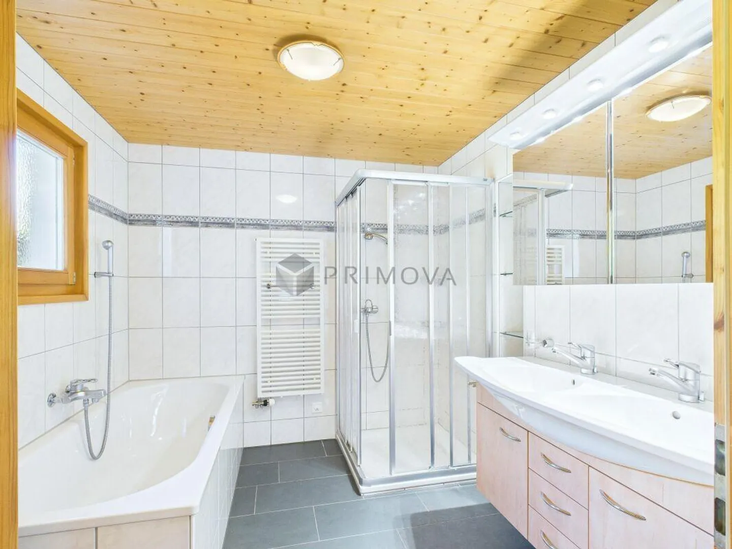 Charming chalet with breathtaking alpine landscape - Photo 10 of 15