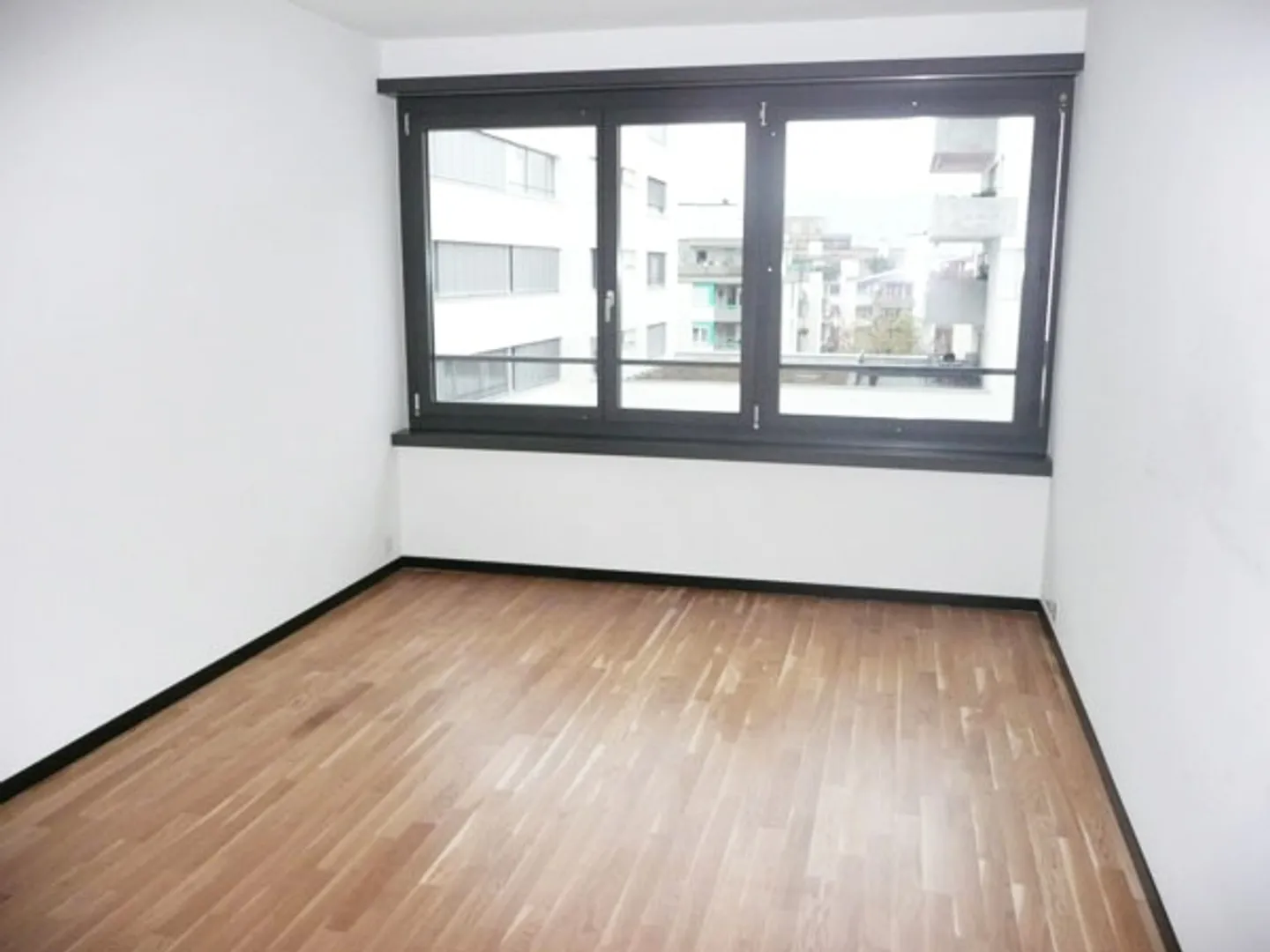 Geräumige 2.5-Zimmerwohnung - Foto 3 von 4