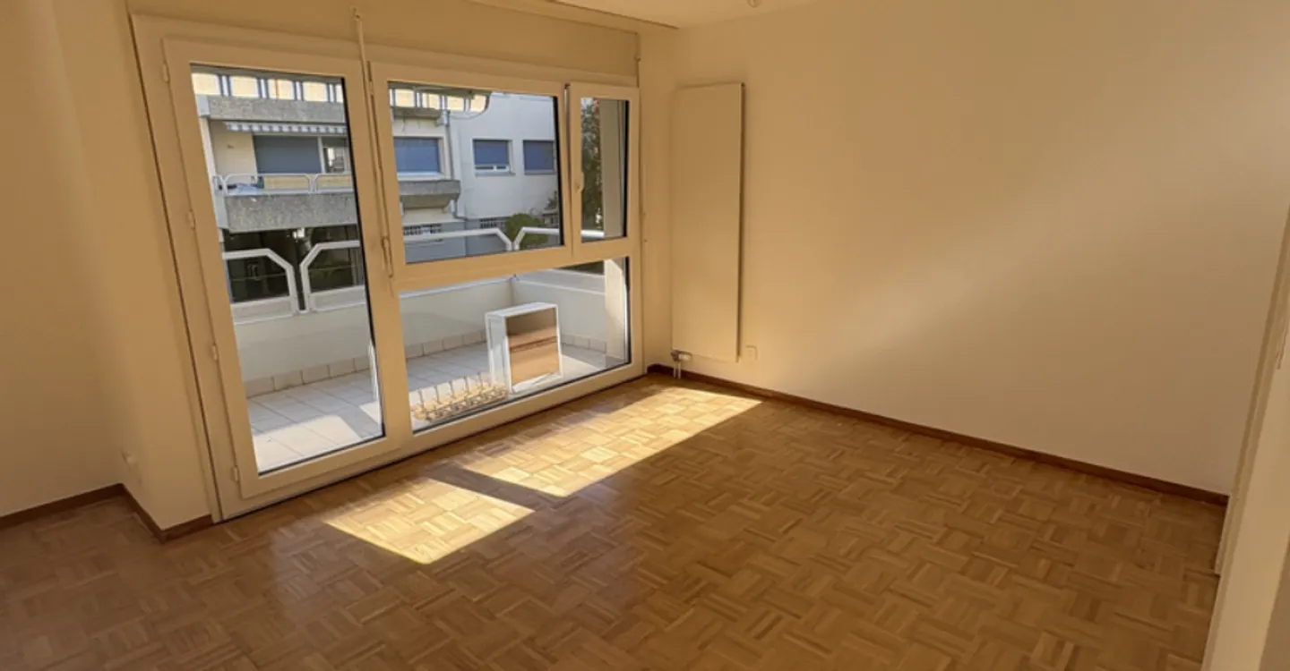 3.5-room apartment, near the Chailly district - Photo 3 of 7