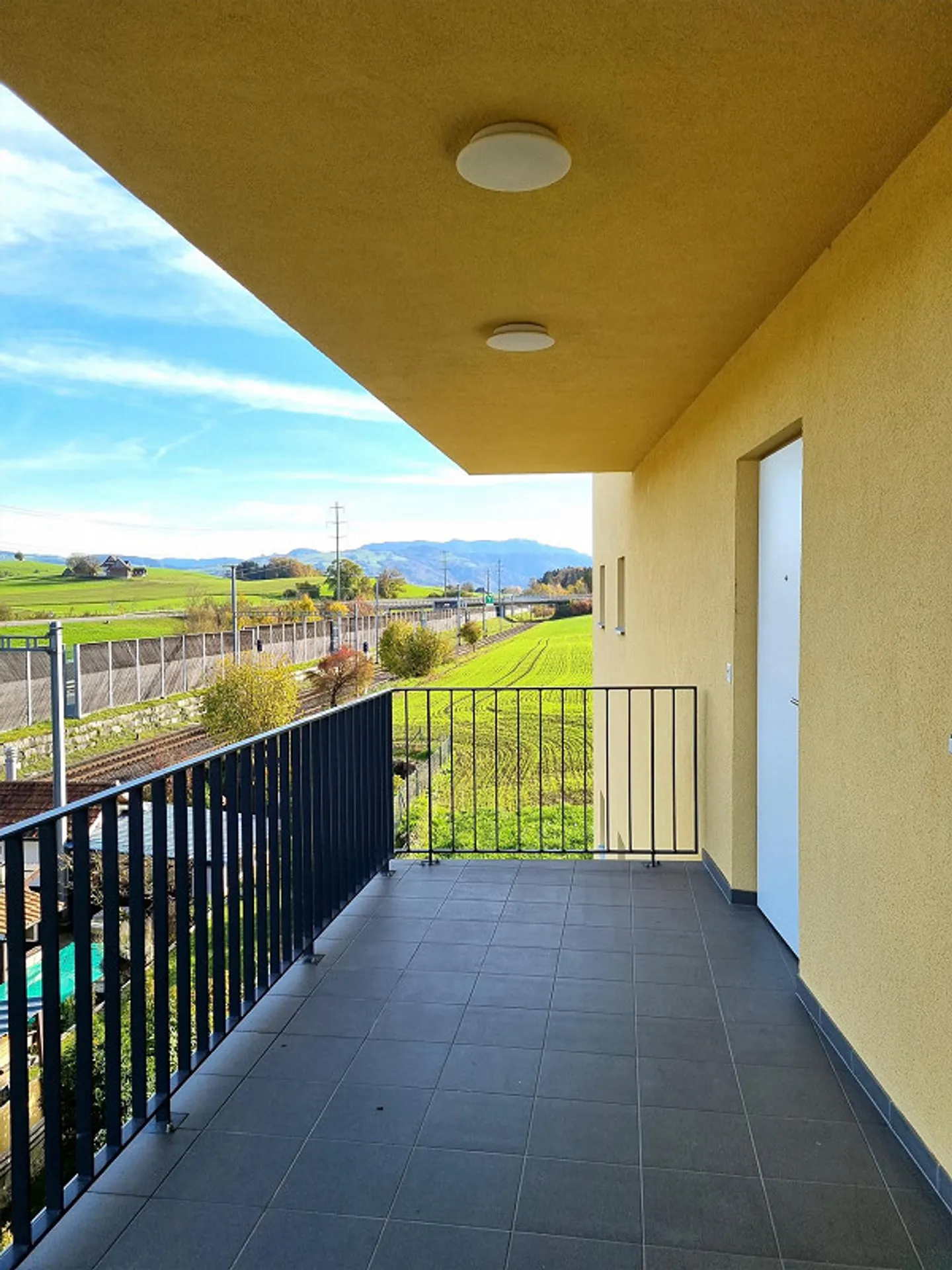Charmante Wohnung mit Balkon - Foto 9 von 9