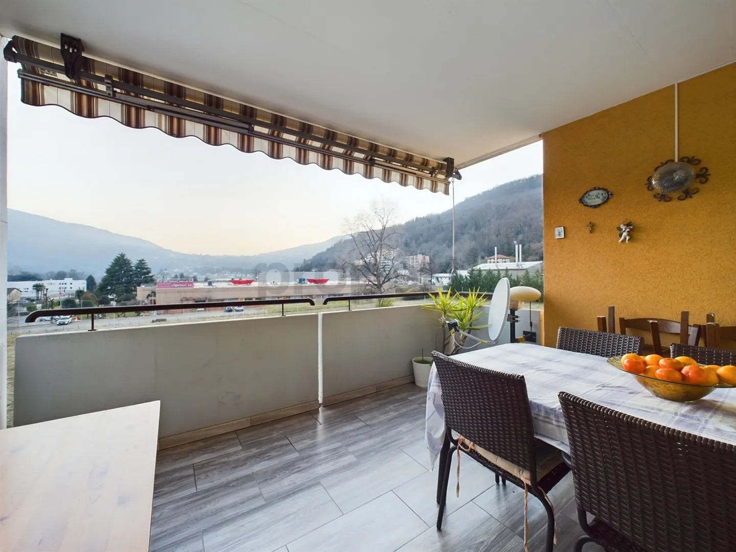 Appartement spacieux et lumineux de 4,5 pièces à Caslano - Photo 10 sur 12