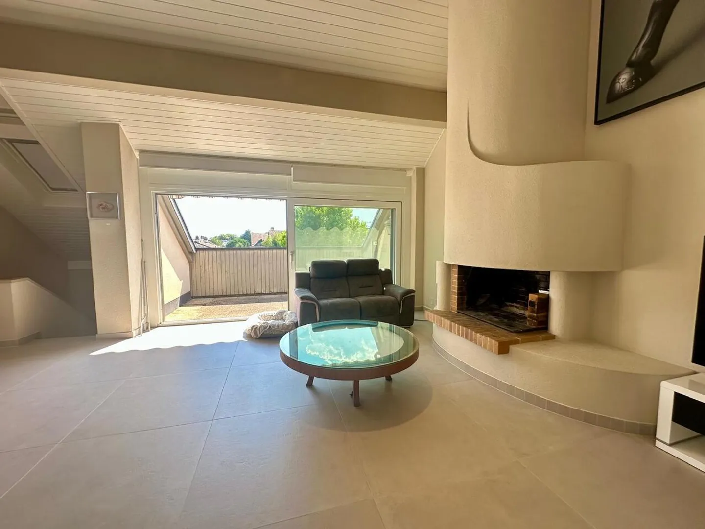 Wunderschönes renoviertes Duplex mit 4,5 Zimmern in ruhiger und grüner Umgebung - Foto 5 von 12