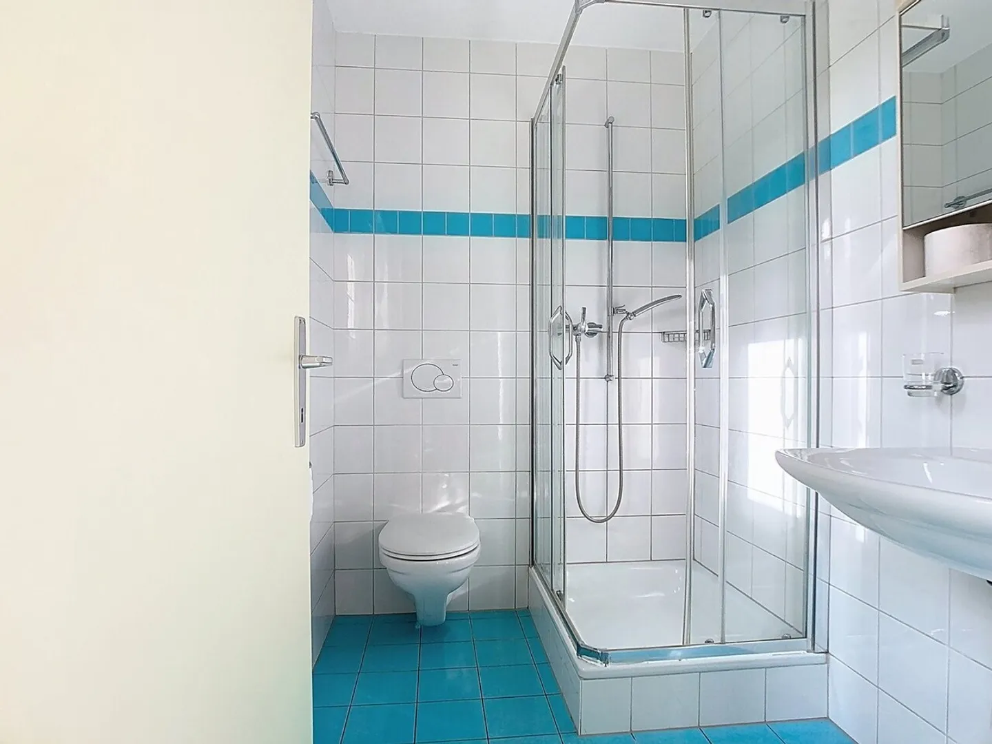 NICE ACCOMMODATION - Photo 5 of 13