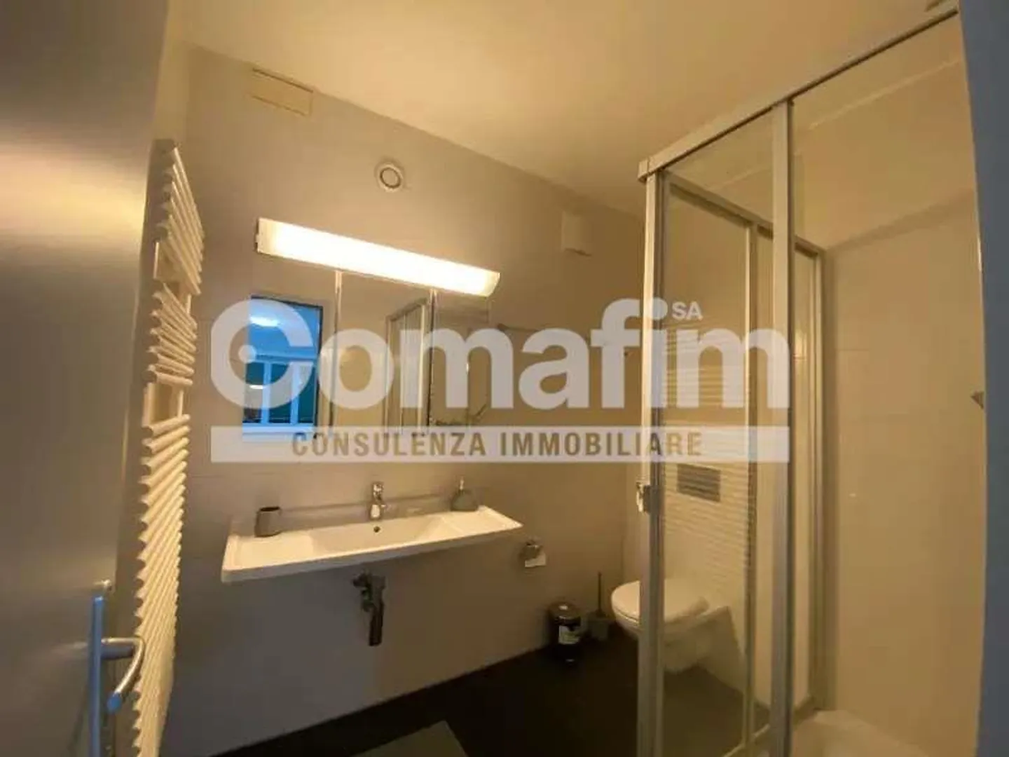 Spazioso bilocale arredato a Lugano - Foto 5 di 5