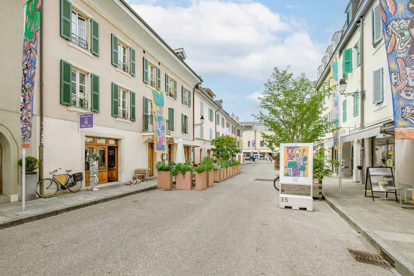 Apartment in the heart of Vieux-Carouge - exclusive - Photo 11 of 12