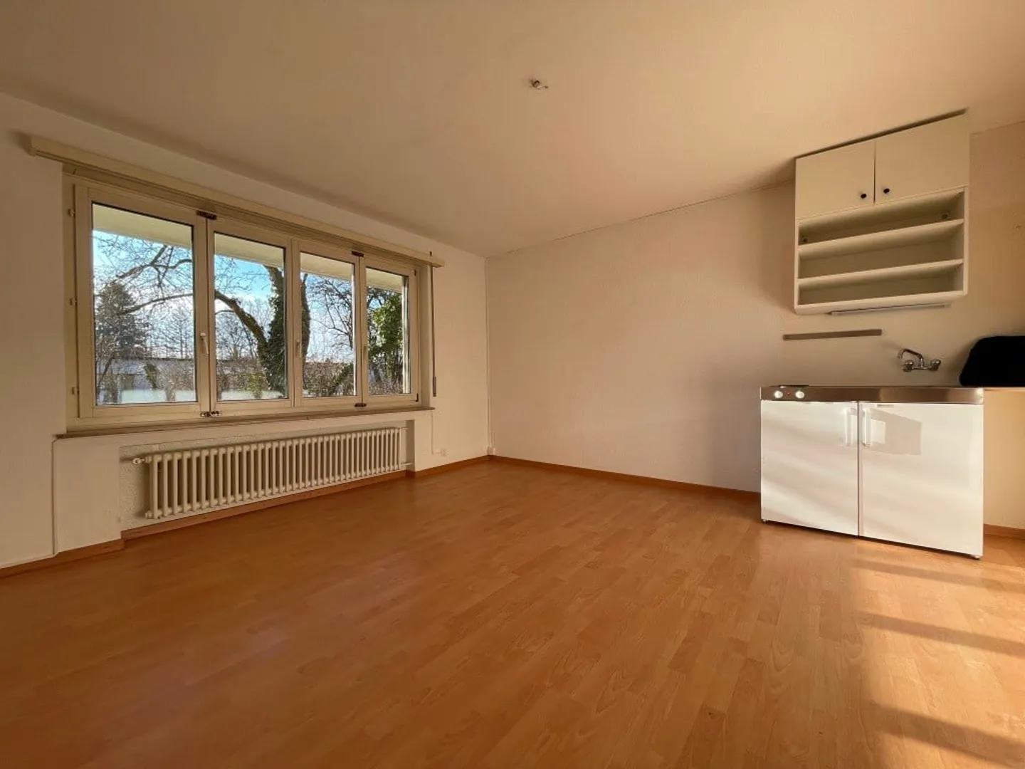 Camera recentemente ristrutturata con angolo cottura e bagno in comune - Foto 1 di 1