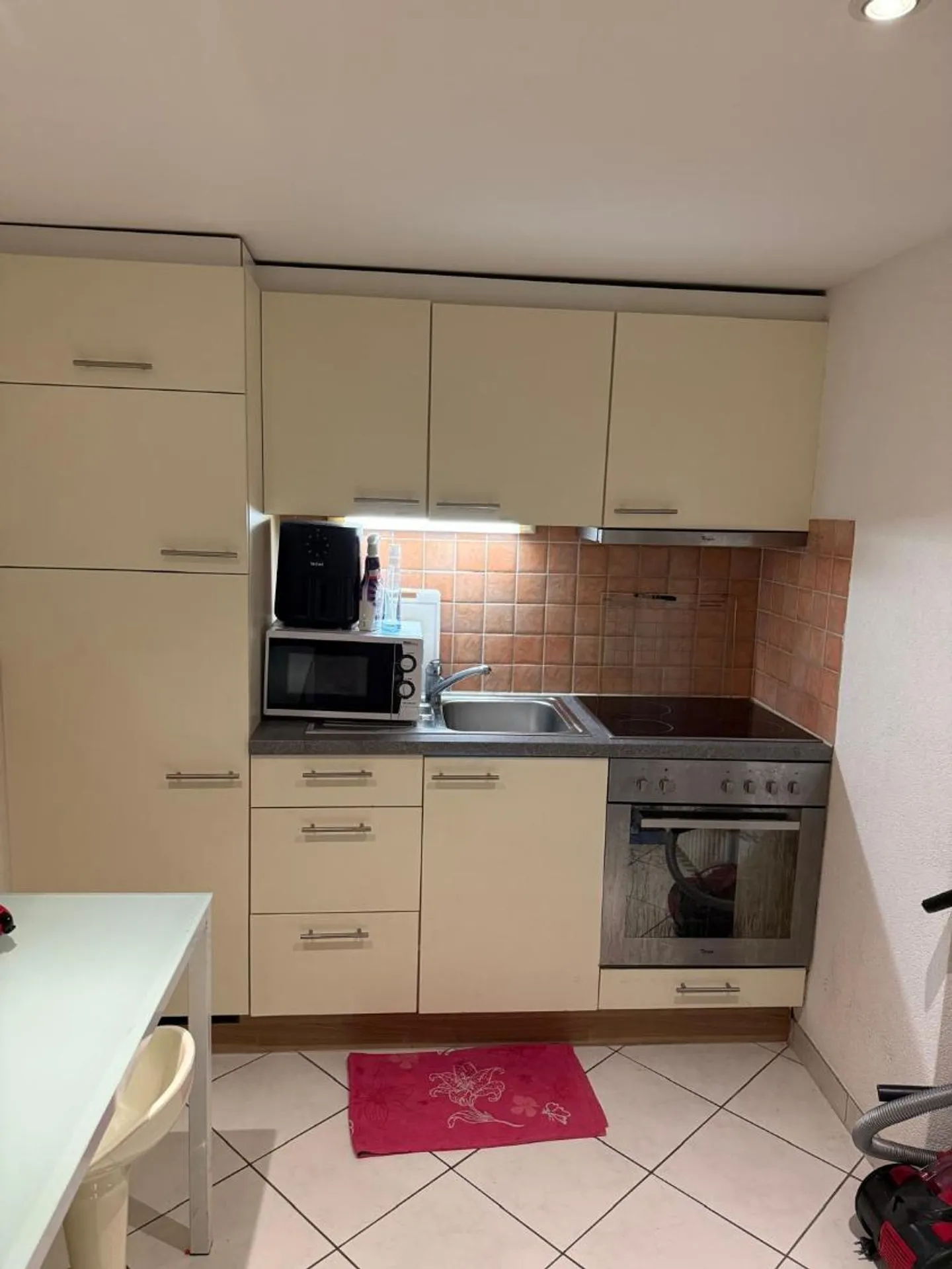 Appartamento 2.5 stanze - Foto 3 di 8