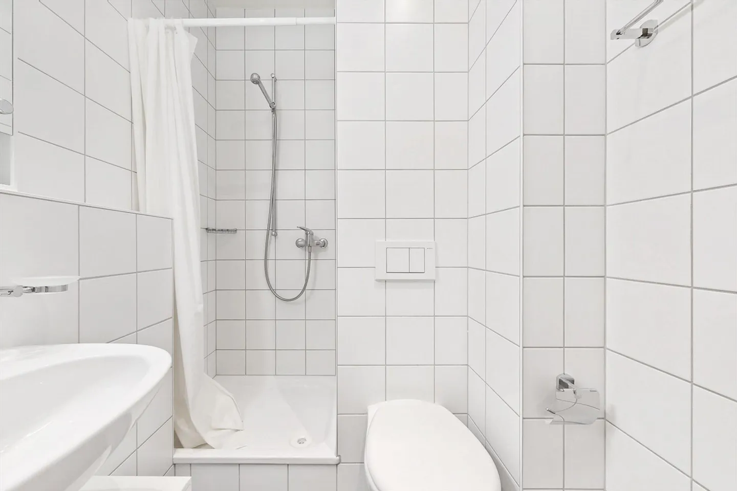 A studio in the heart of Eaux-Vives! - Photo 8 of 8