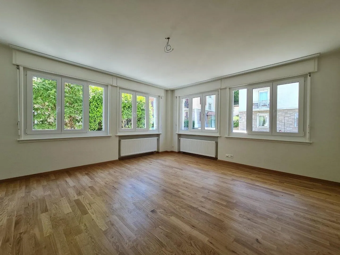 Charming Apartment in Old Zurich – Your New Home - Photo 2 of 11