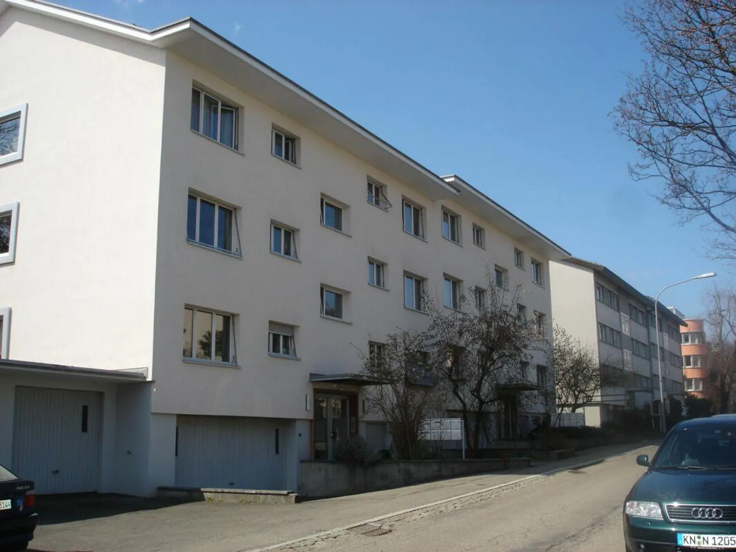 Living in the popular Wollishofen district limited until 30.09.2026 - Photo 1 of 6