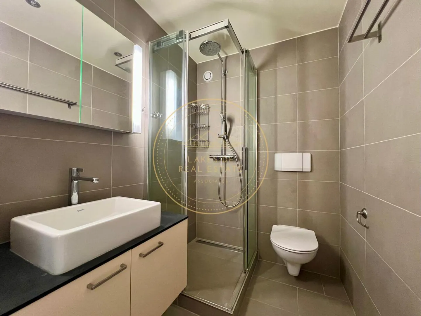 Appartamento con 5 stanze situato in una residenza privata - Foto 6 di 6