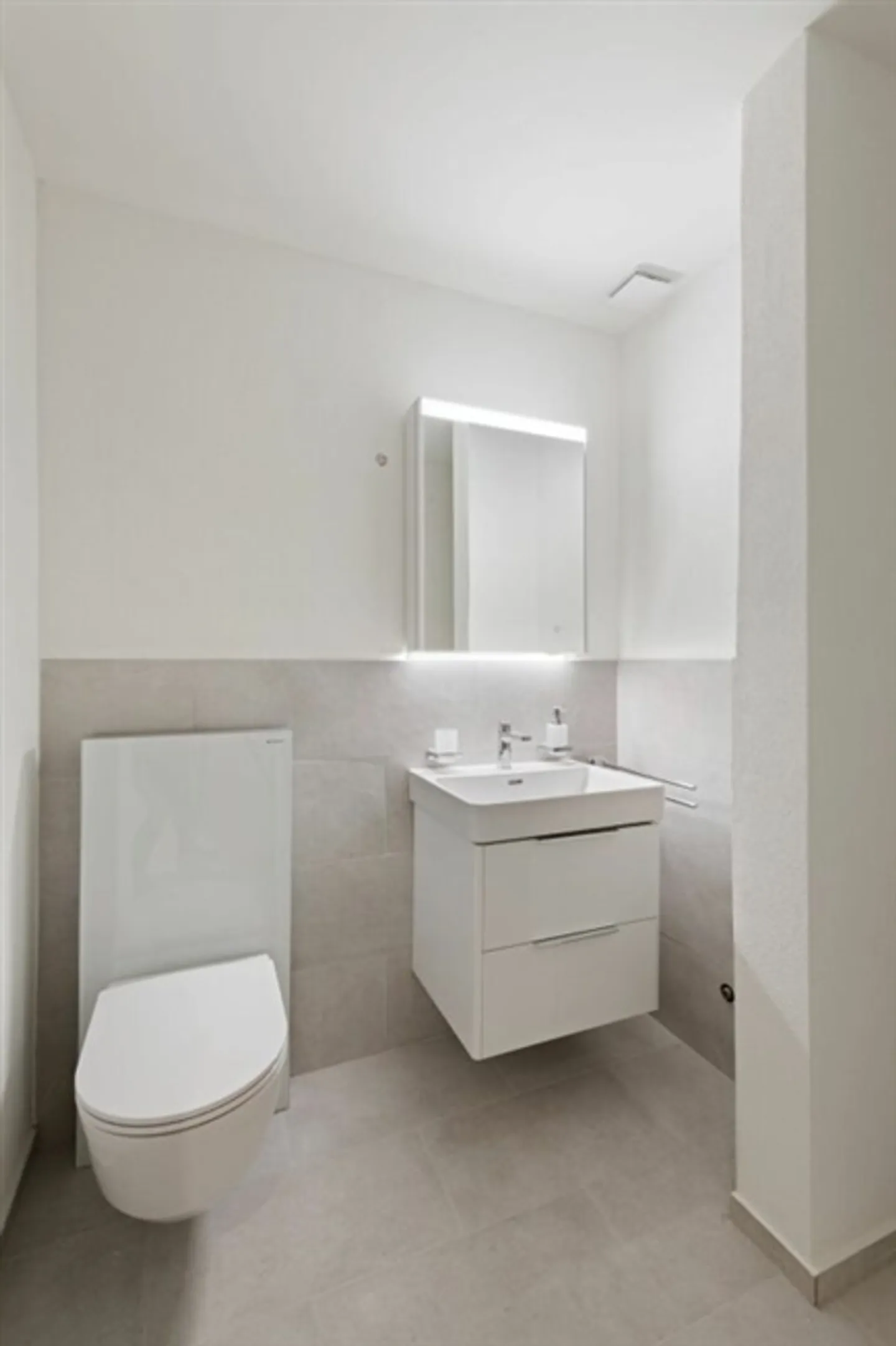 RENOVIERT UND CHARMANT AM WALDRAND - Foto 8 von 9