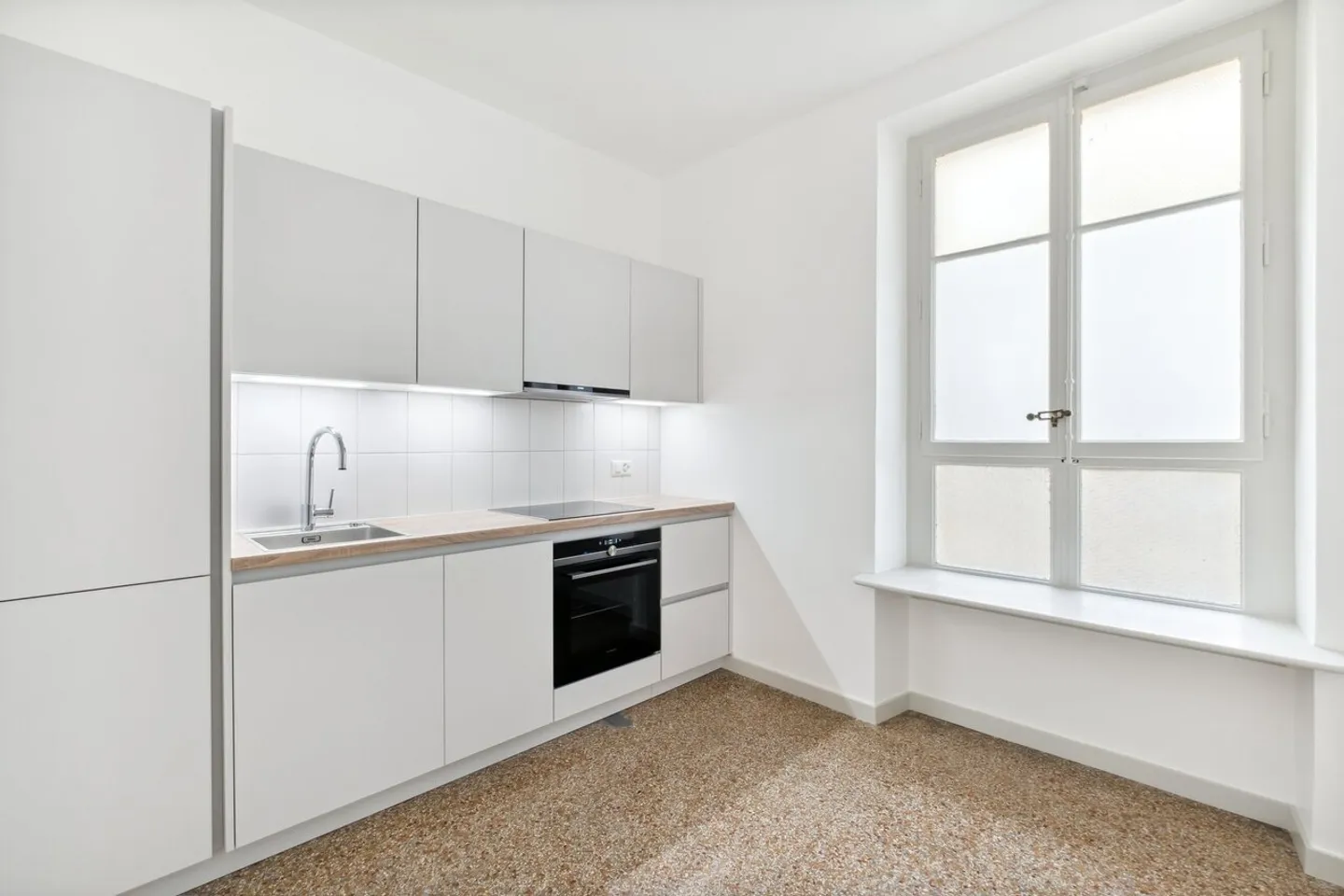 Apartment in the heart of Geneva - Photo 2 of 7